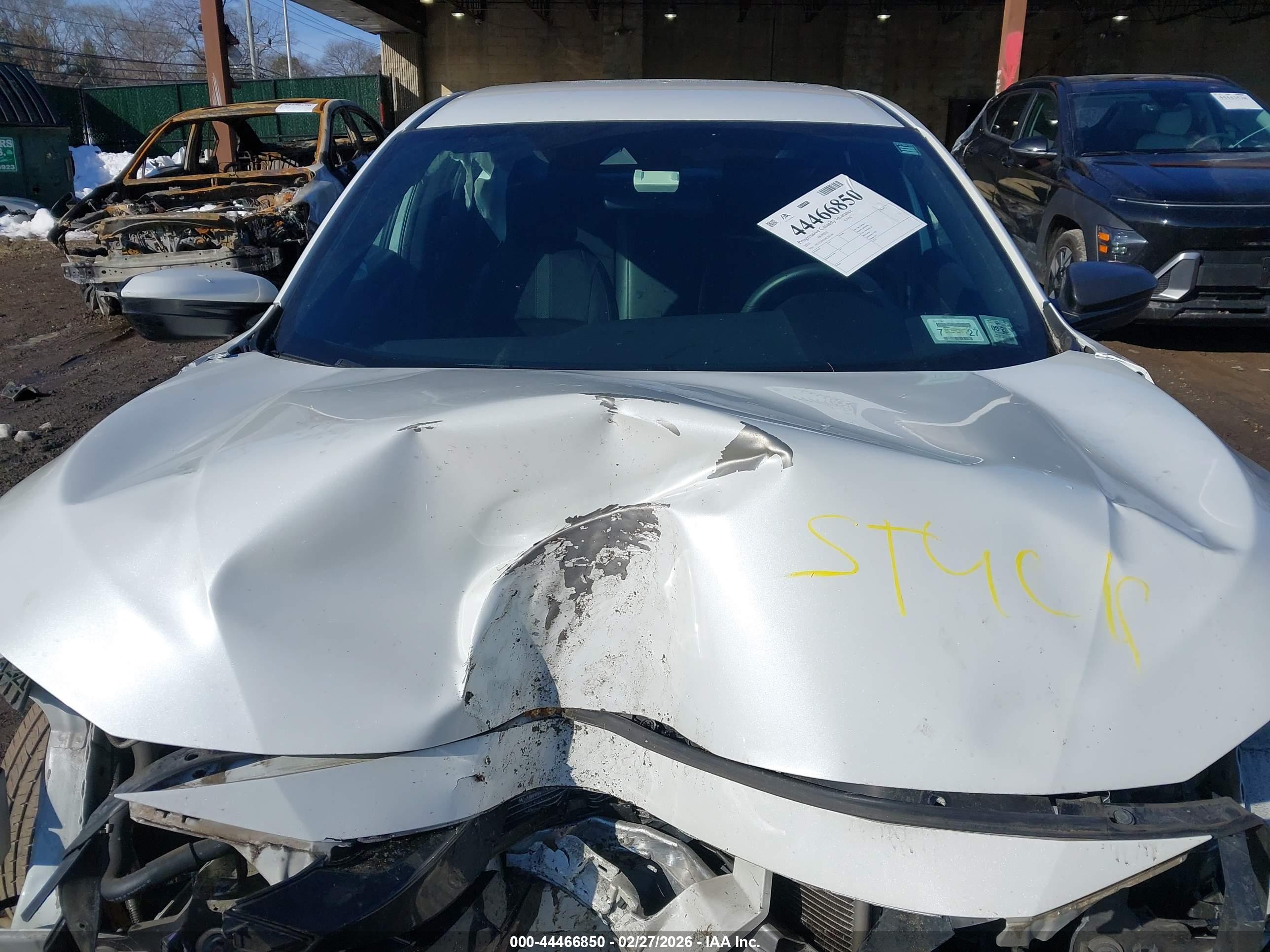 HONDA CIVIC image 10
