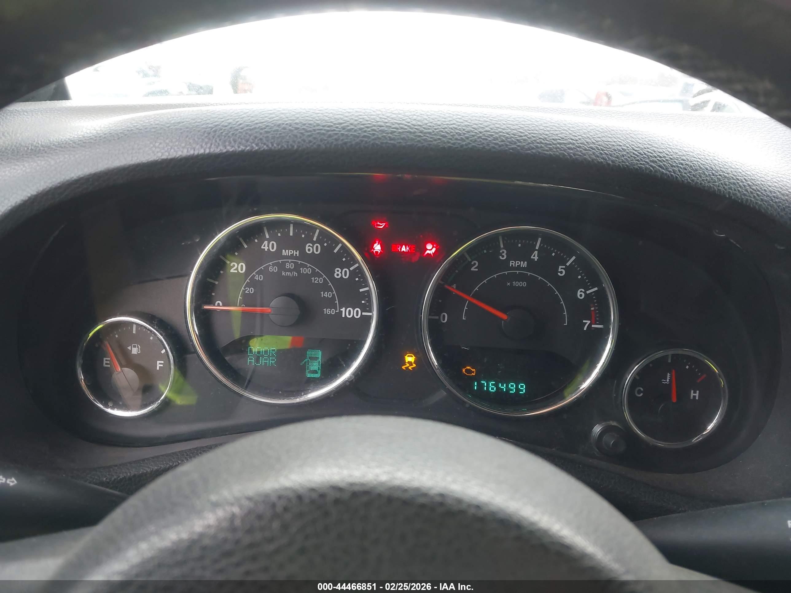 JEEP WRANGLER image 7