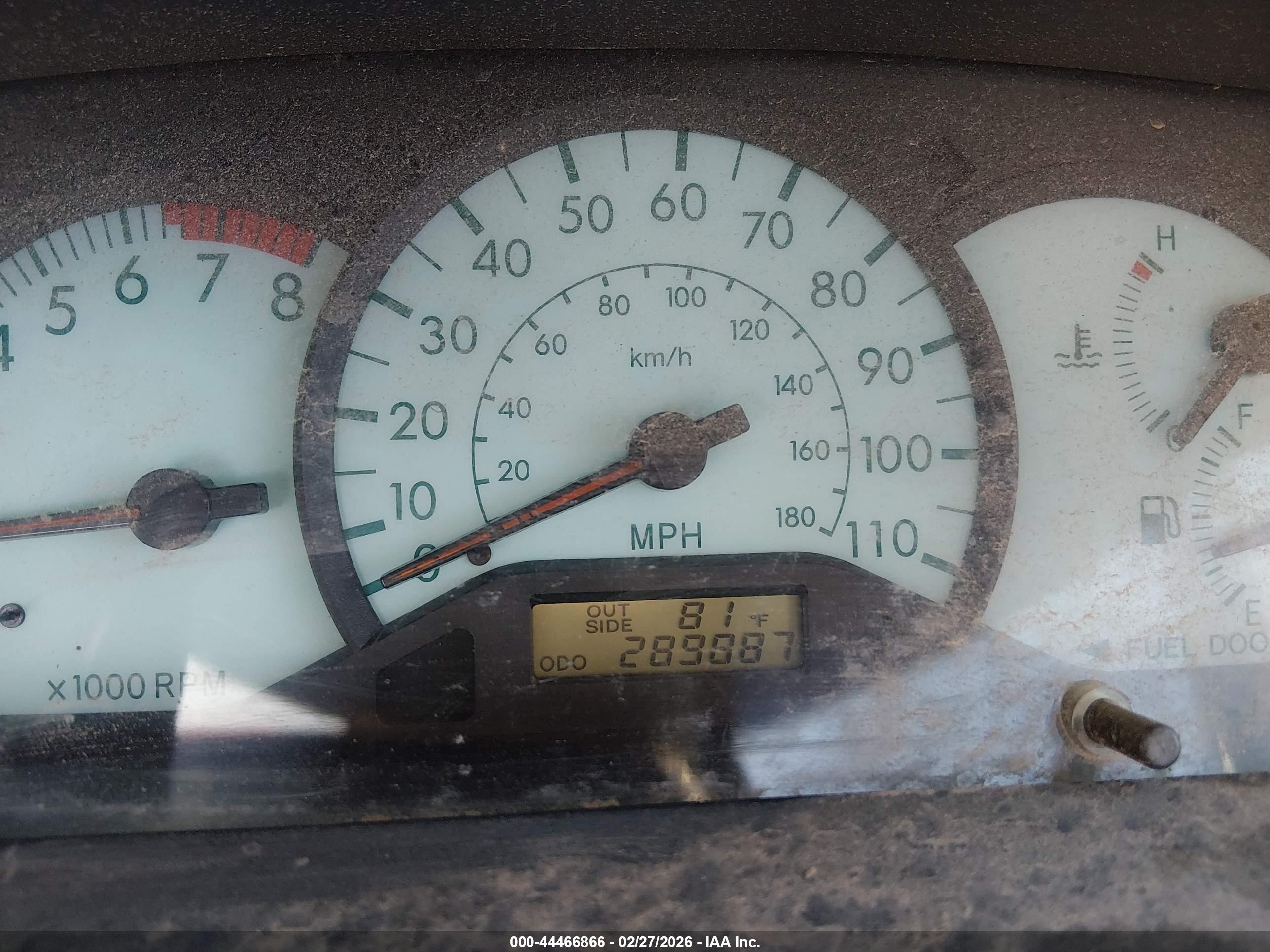TOYOTA COROLLA image 7