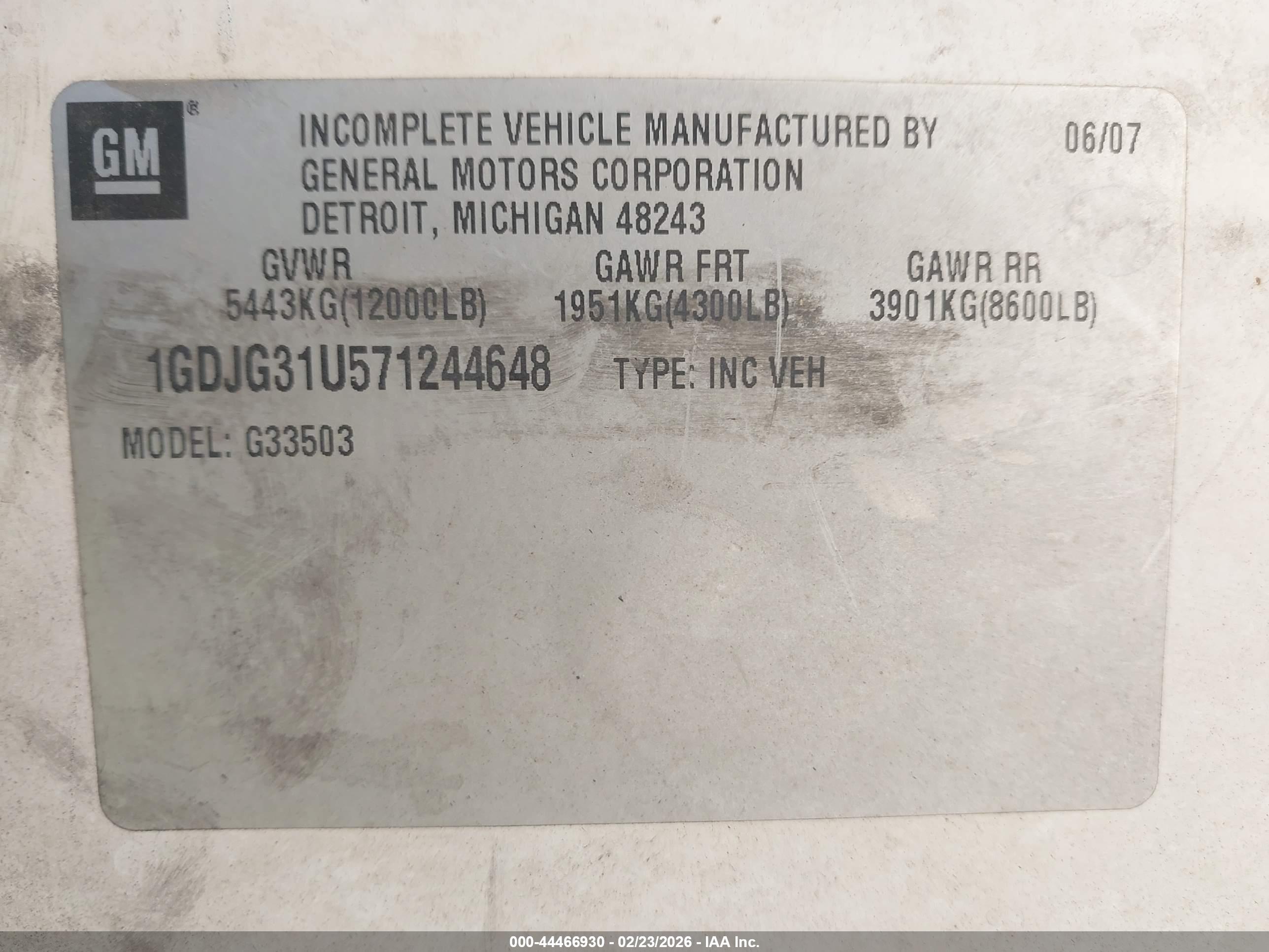 GMC SAVANA image 9