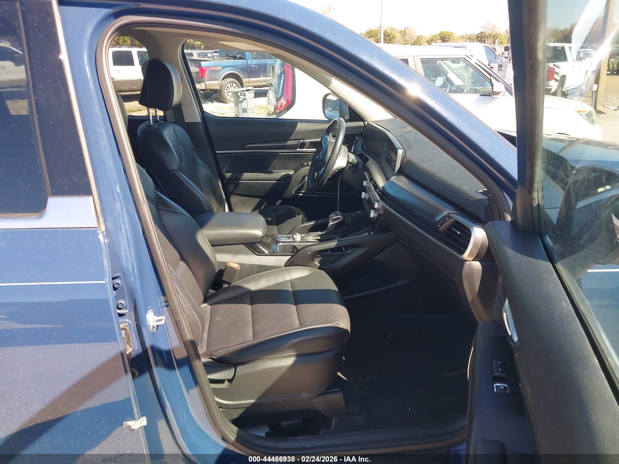 KIA TELLURIDE image 5
