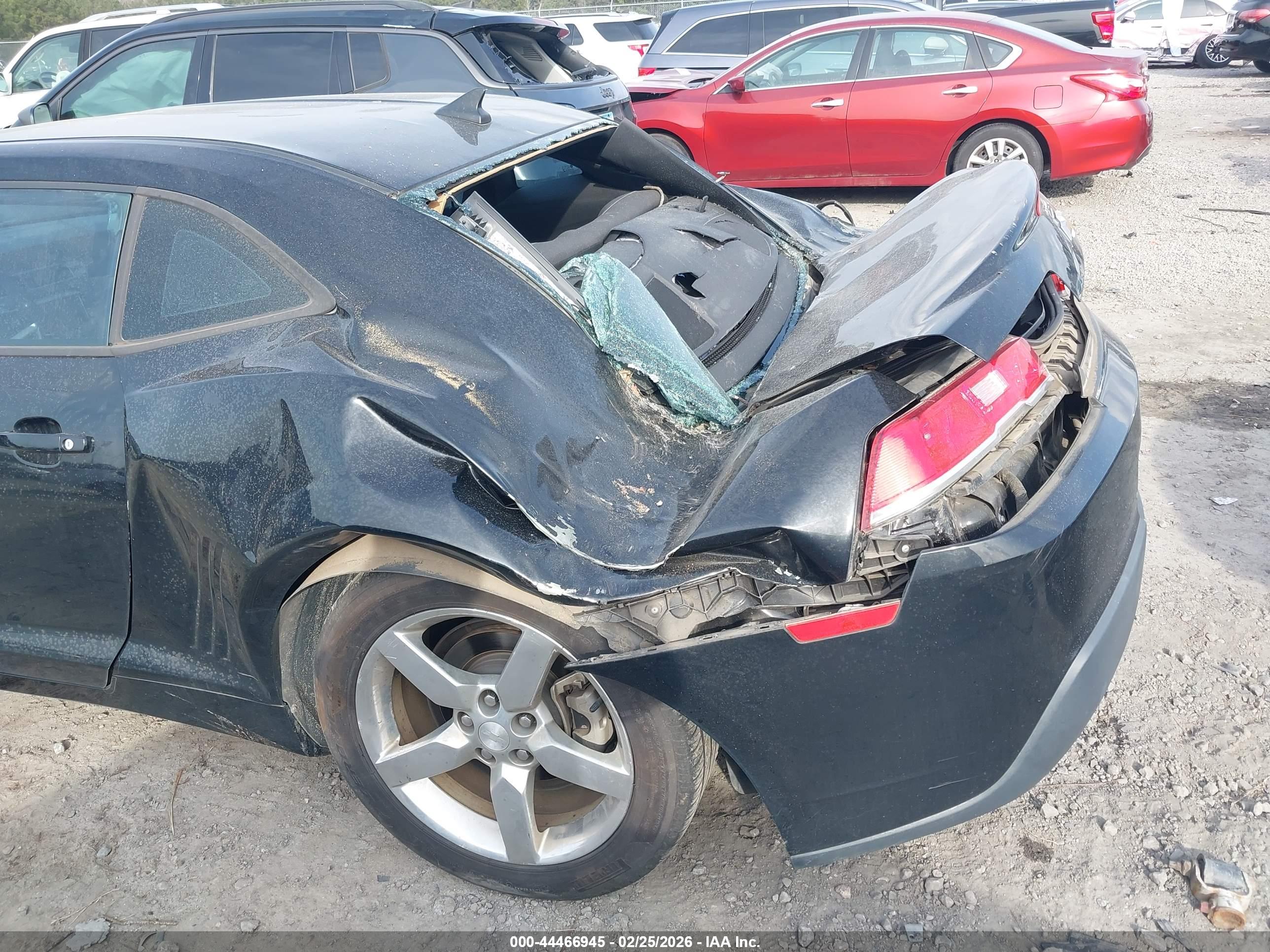 CHEVROLET CAMARO image 6