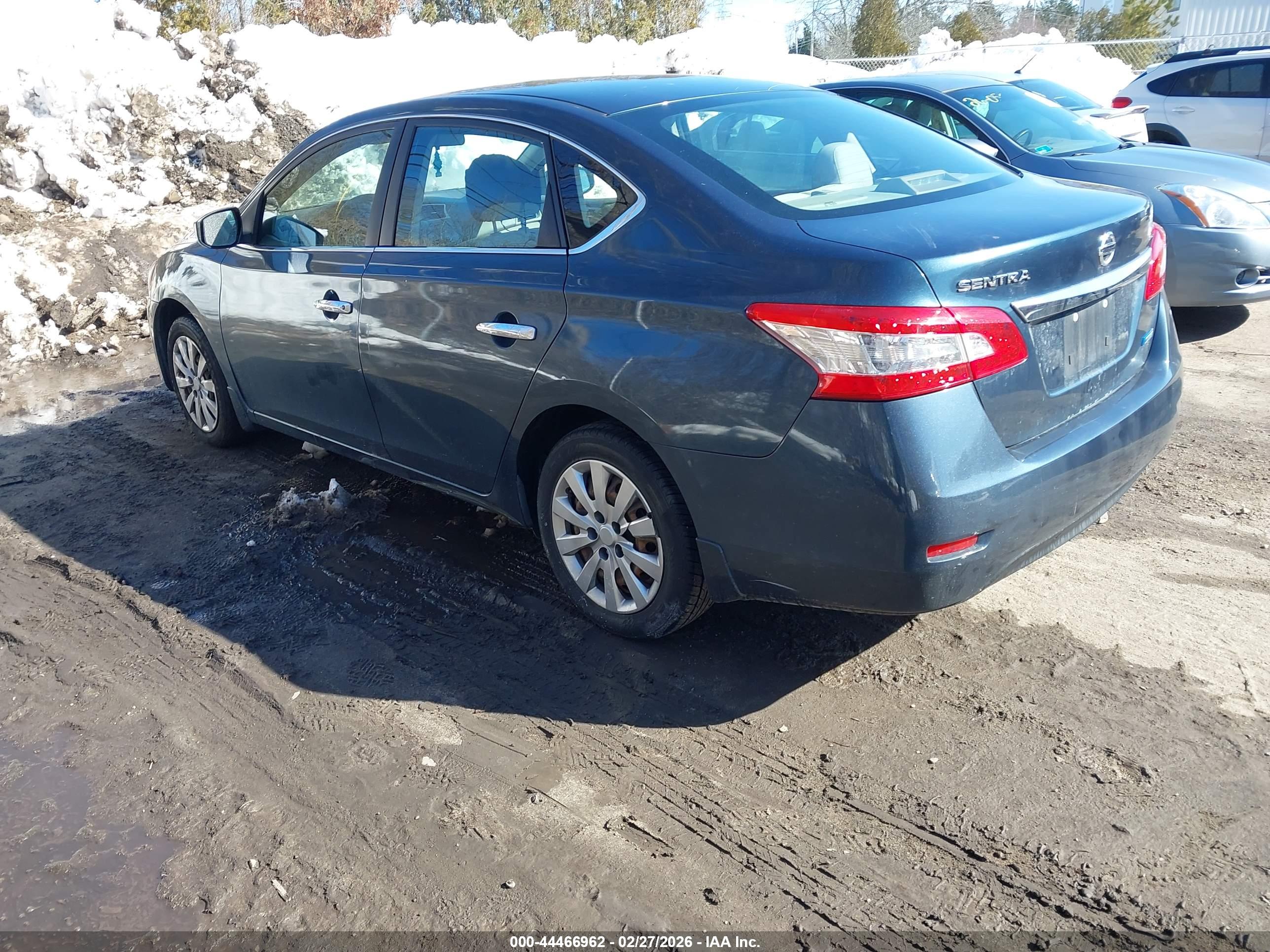 NISSAN SENTRA image 3