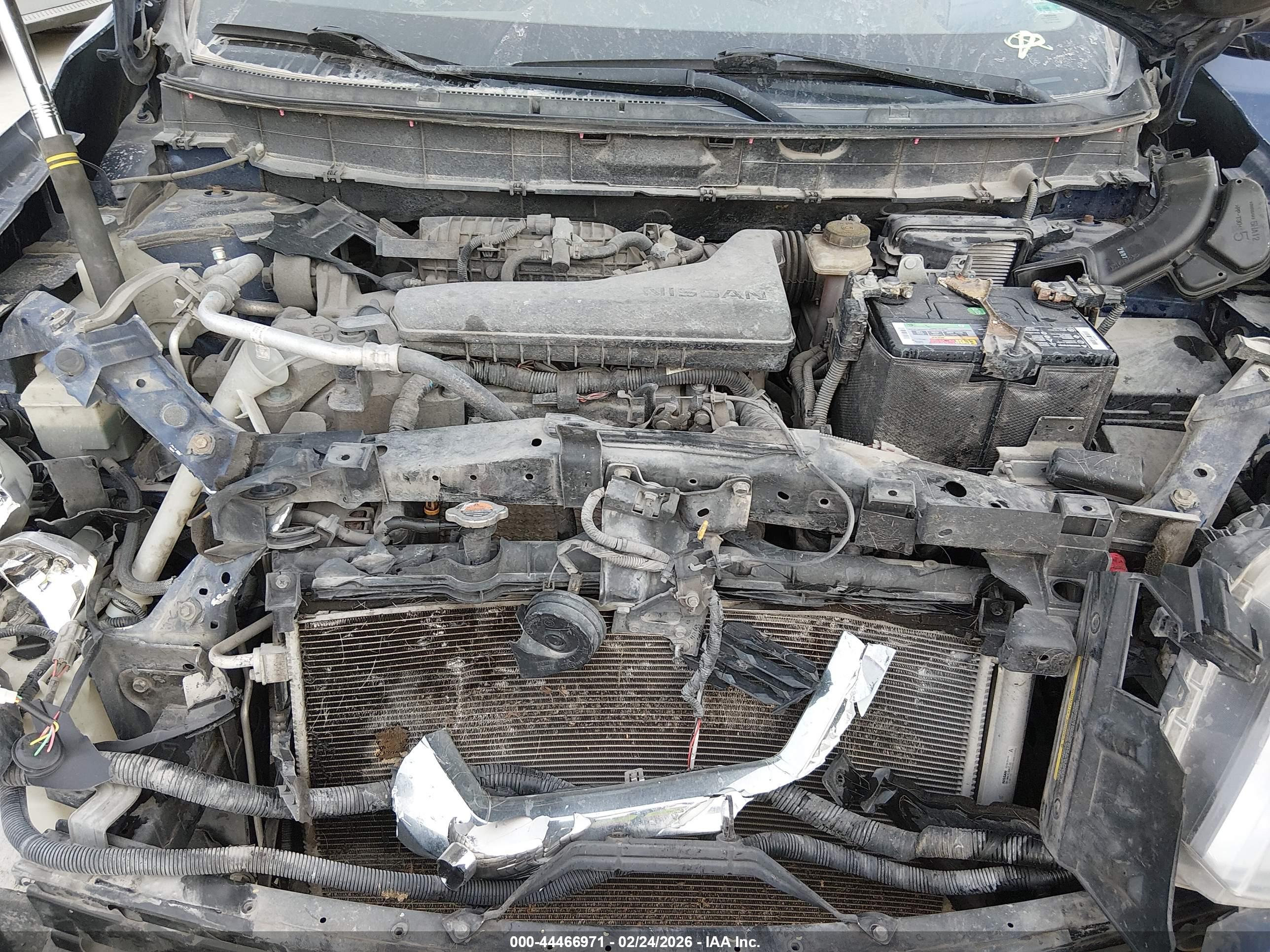 NISSAN ROGUE image 10