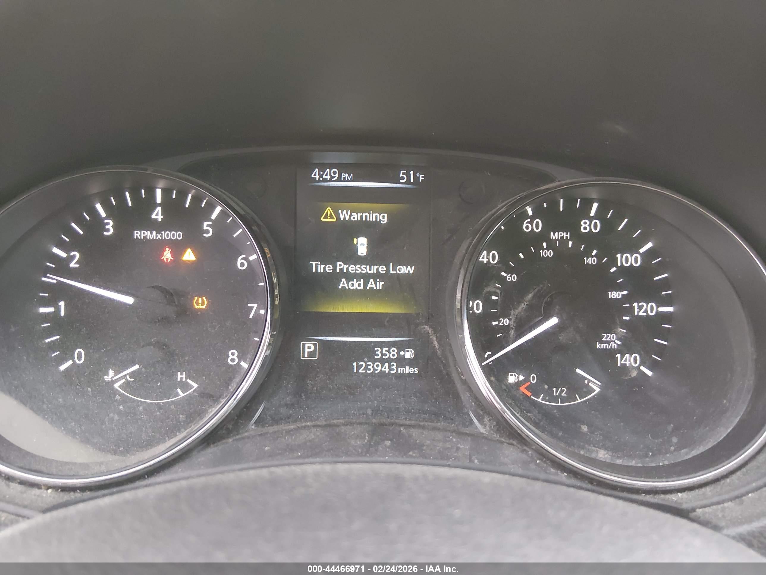 NISSAN ROGUE image 7