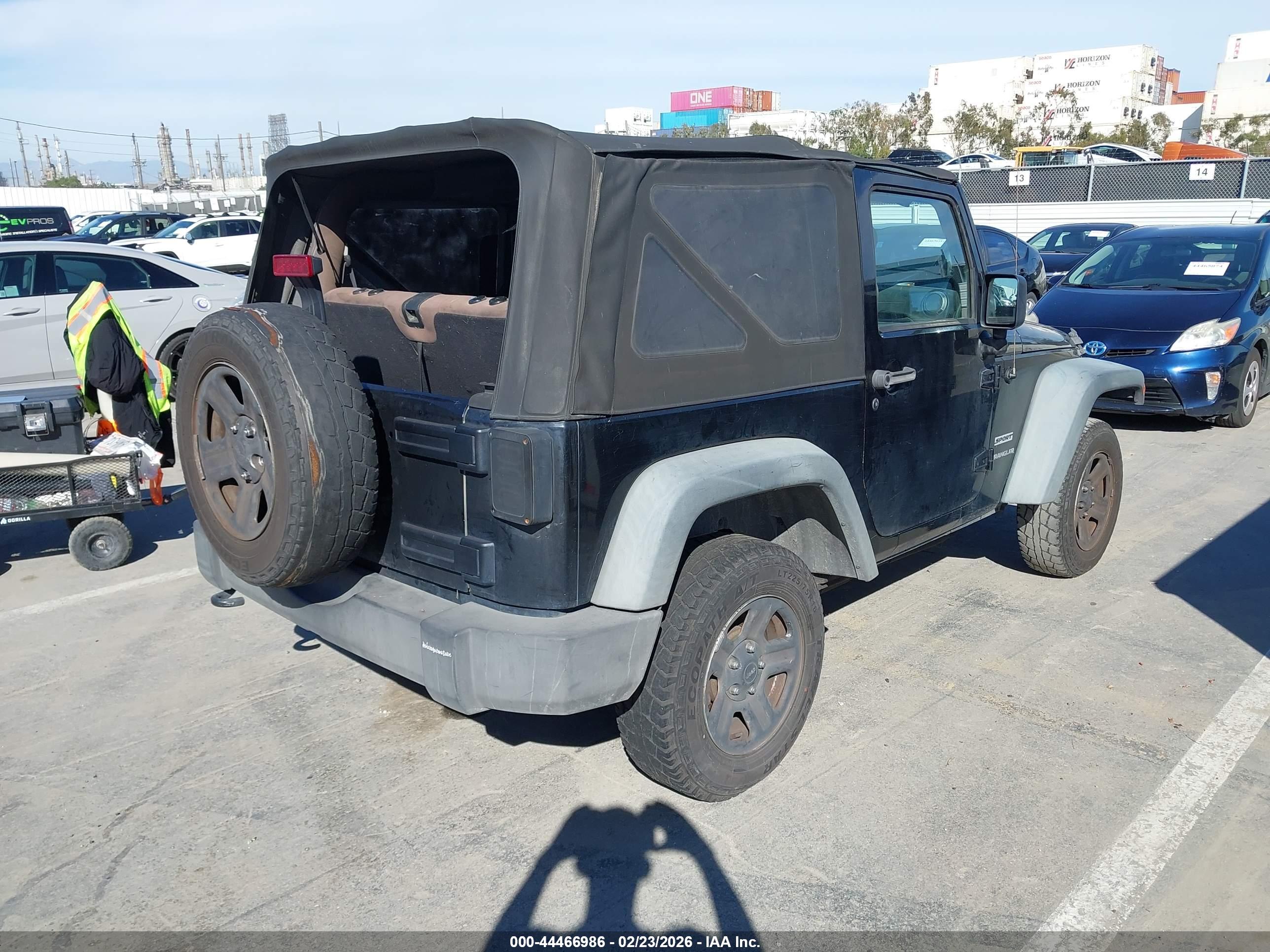 JEEP WRANGLER image 4