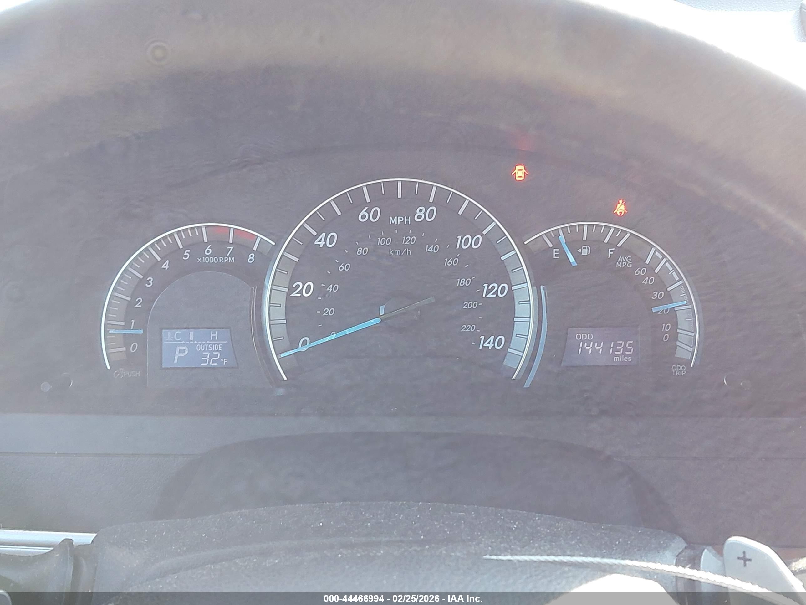 TOYOTA CAMRY image 7