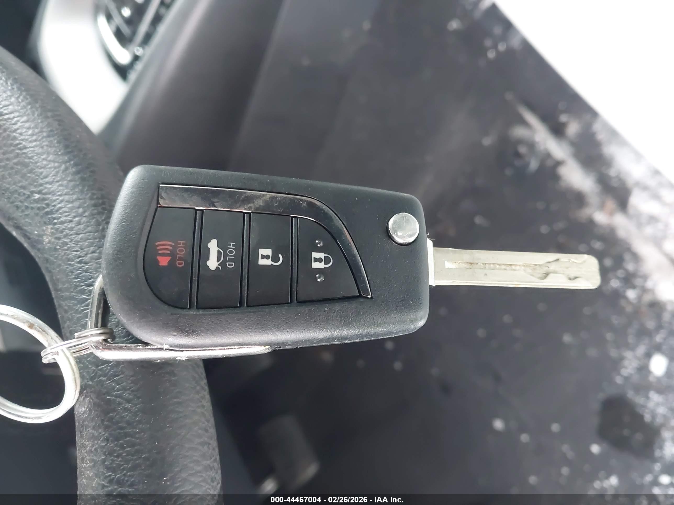 TOYOTA COROLLA image 11