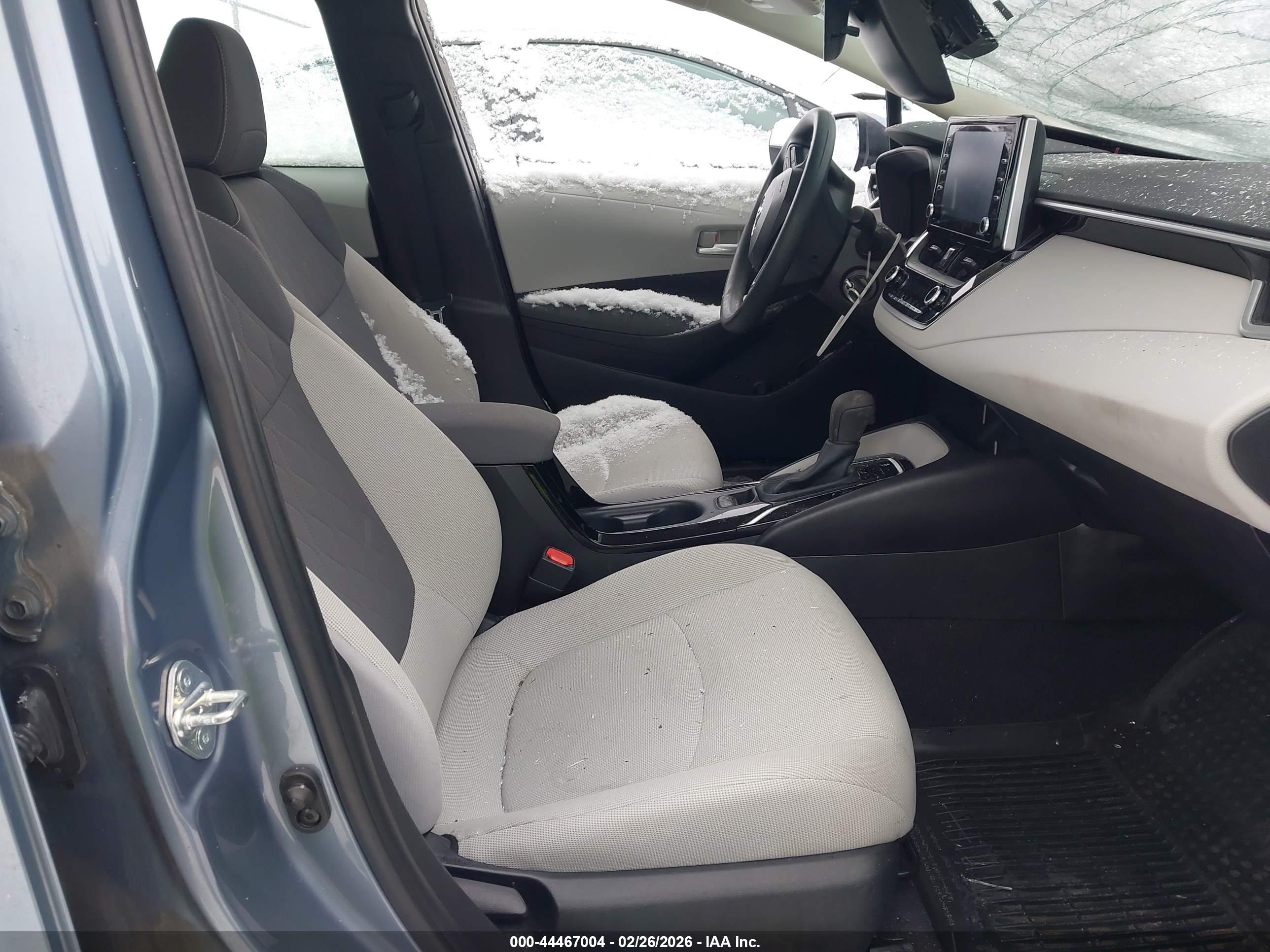 TOYOTA COROLLA image 5