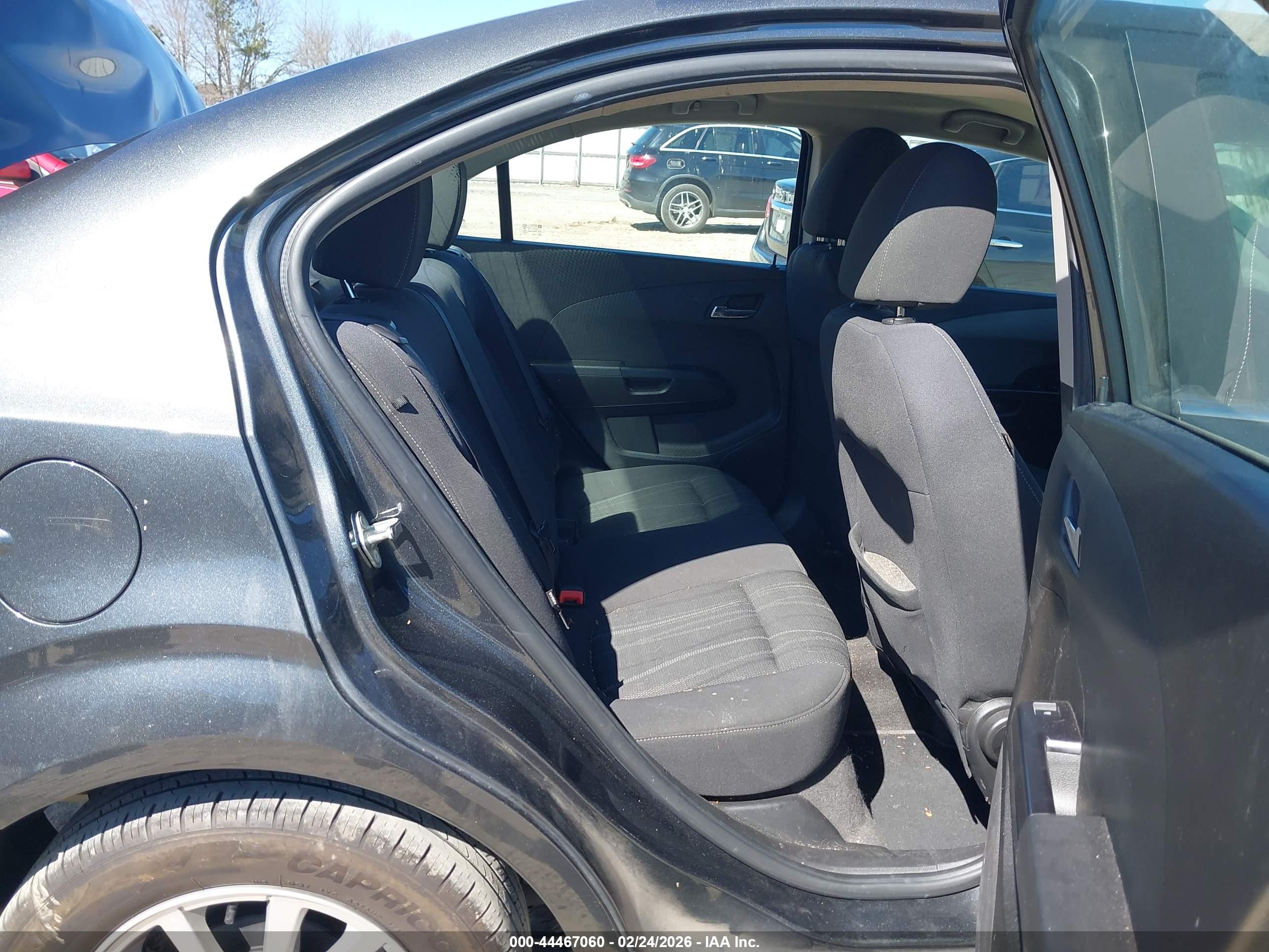 CHEVROLET SONIC image 8
