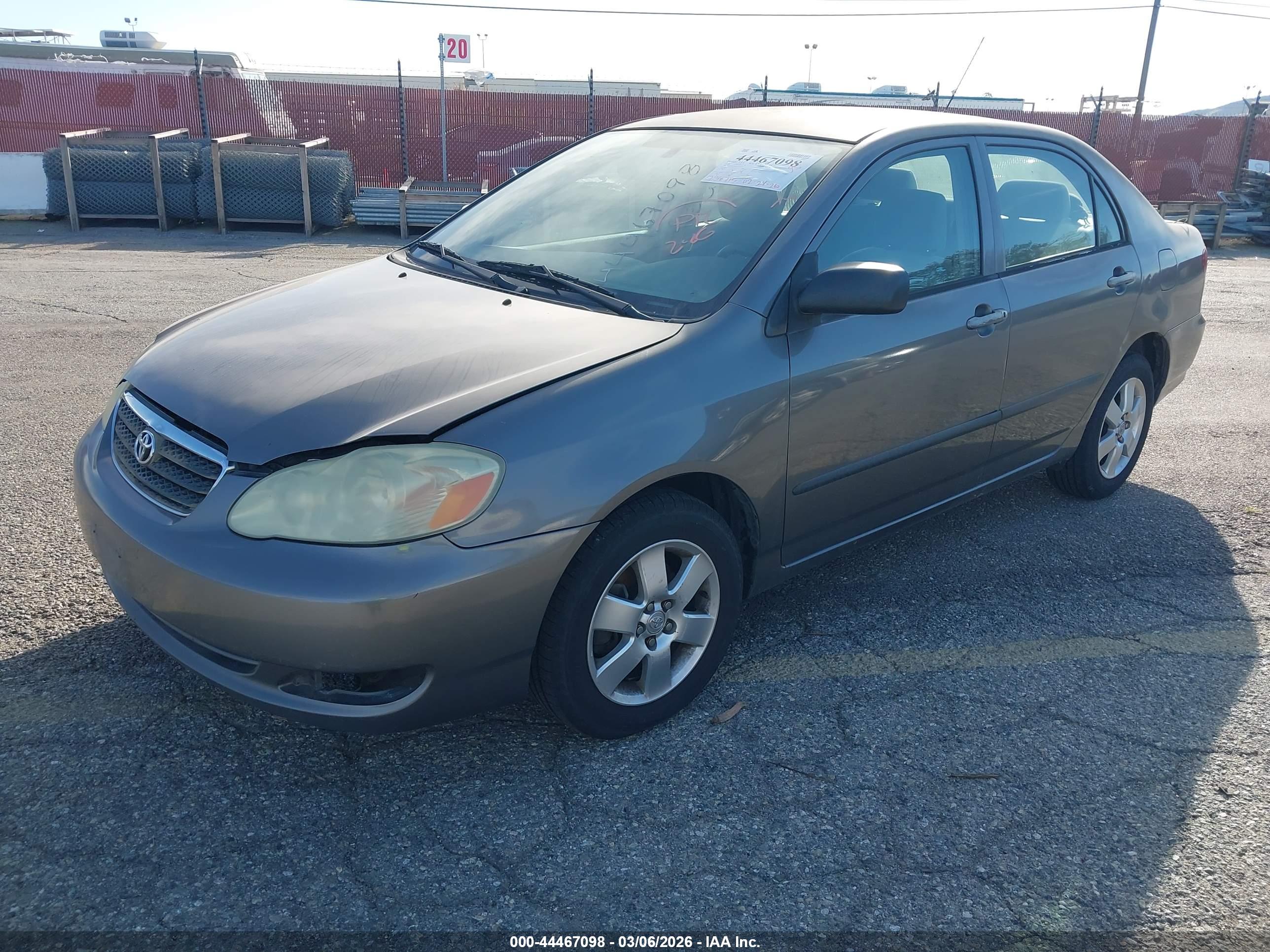 TOYOTA COROLLA image 2