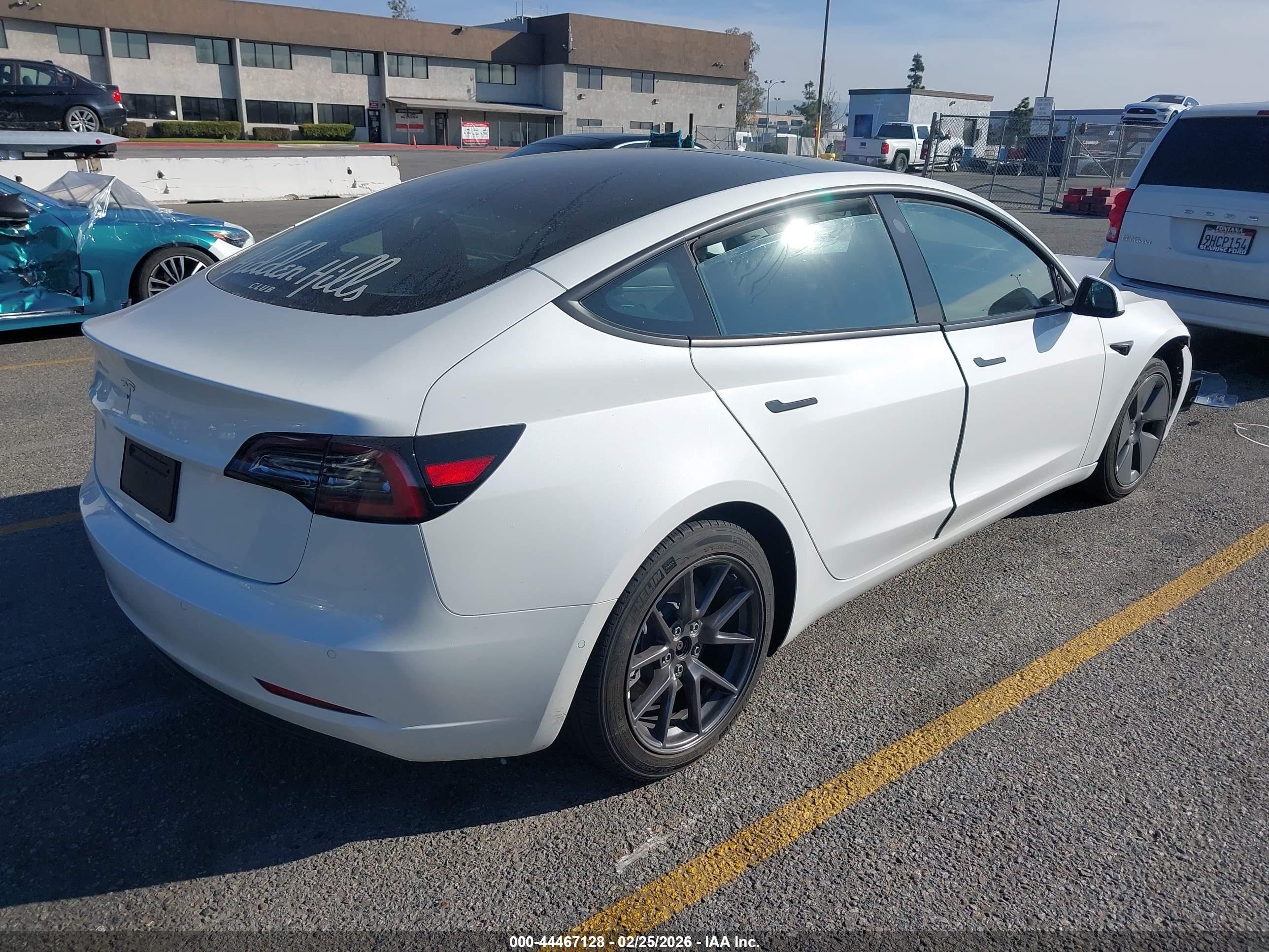 TESLA MODEL image 4