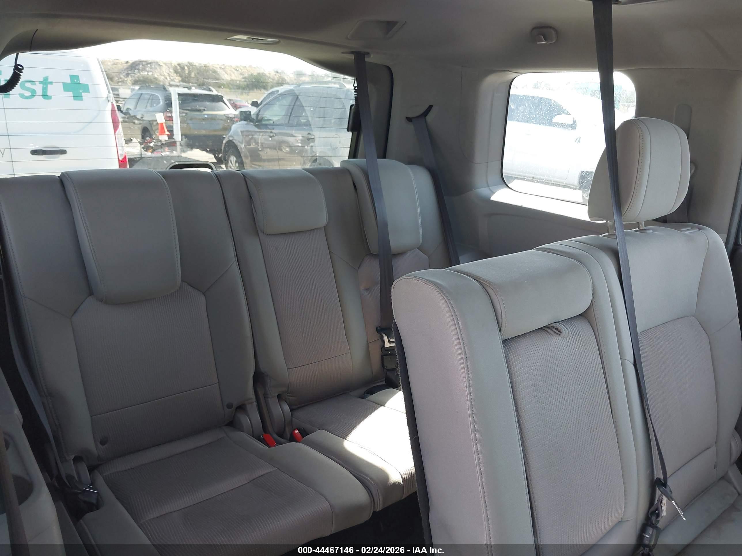 HONDA PILOT image 8