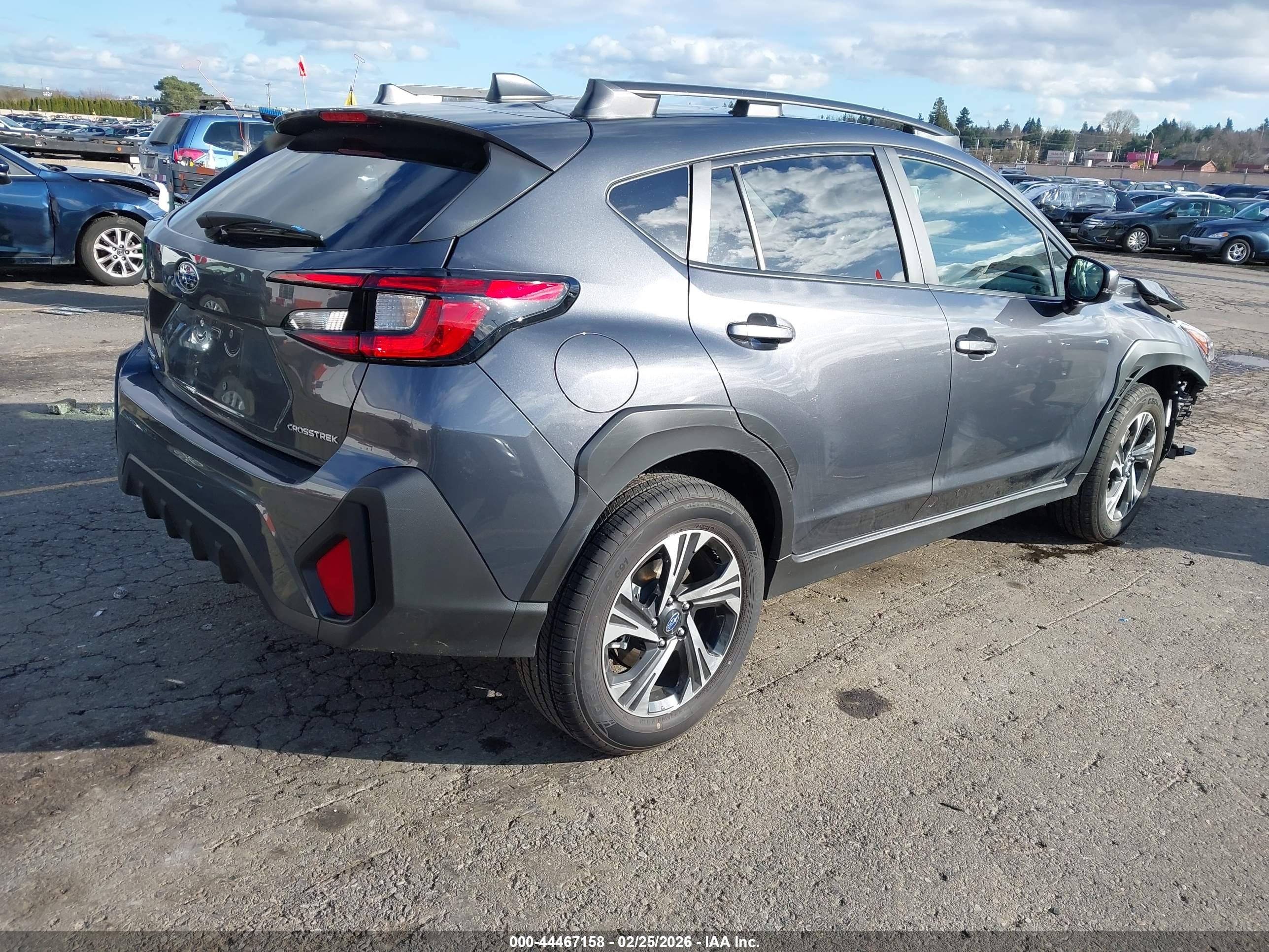 SUBARU CROSSTREK image 4