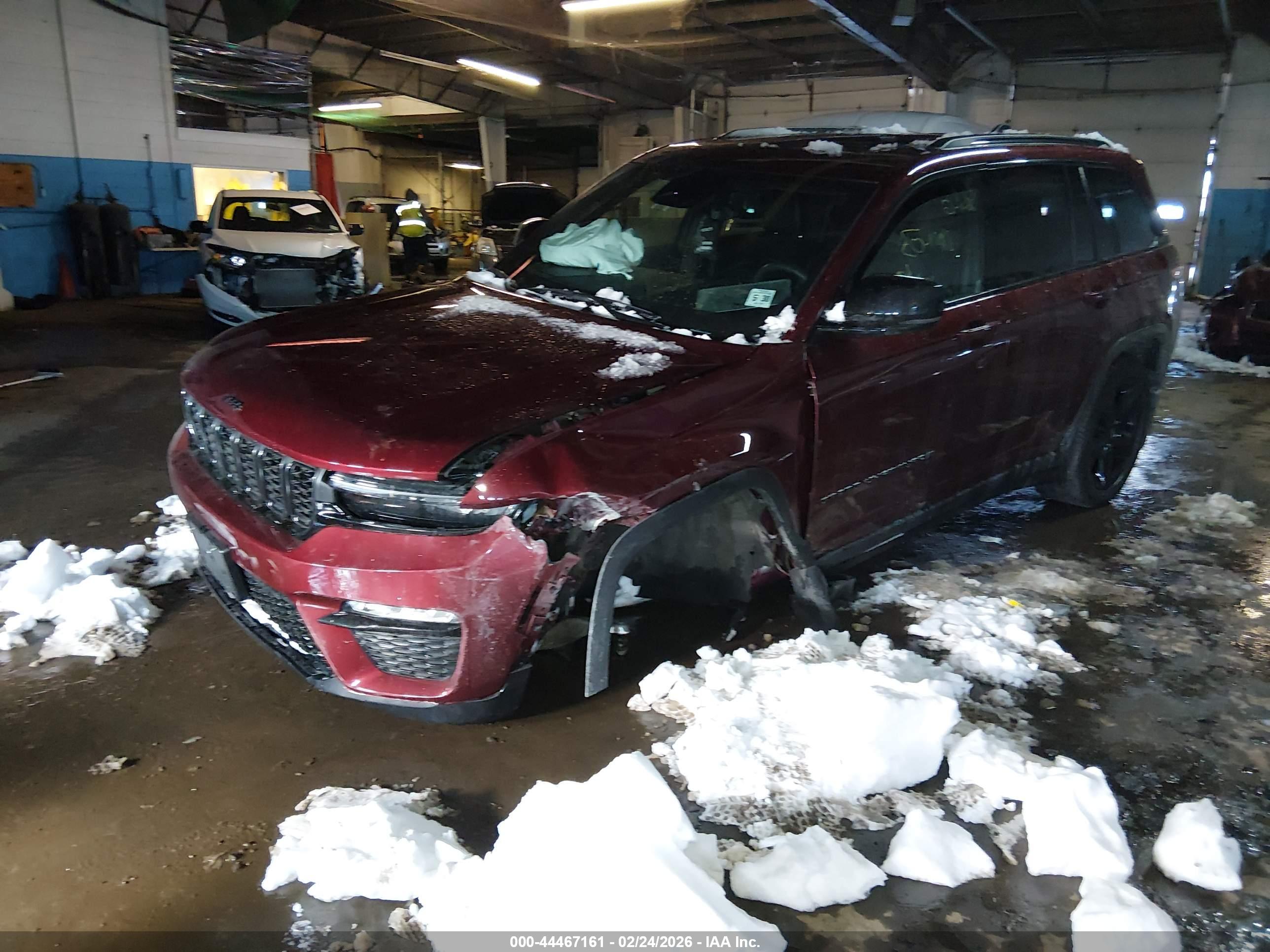 JEEP GRAND image 2