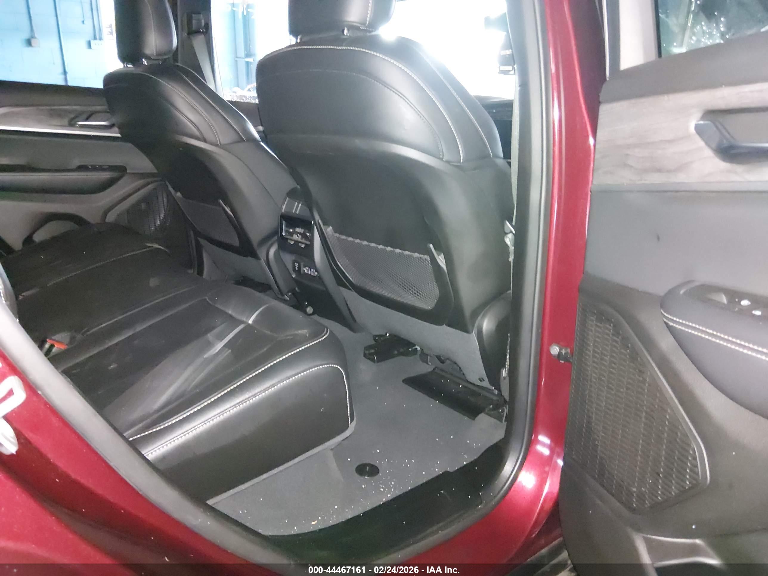JEEP GRAND image 8