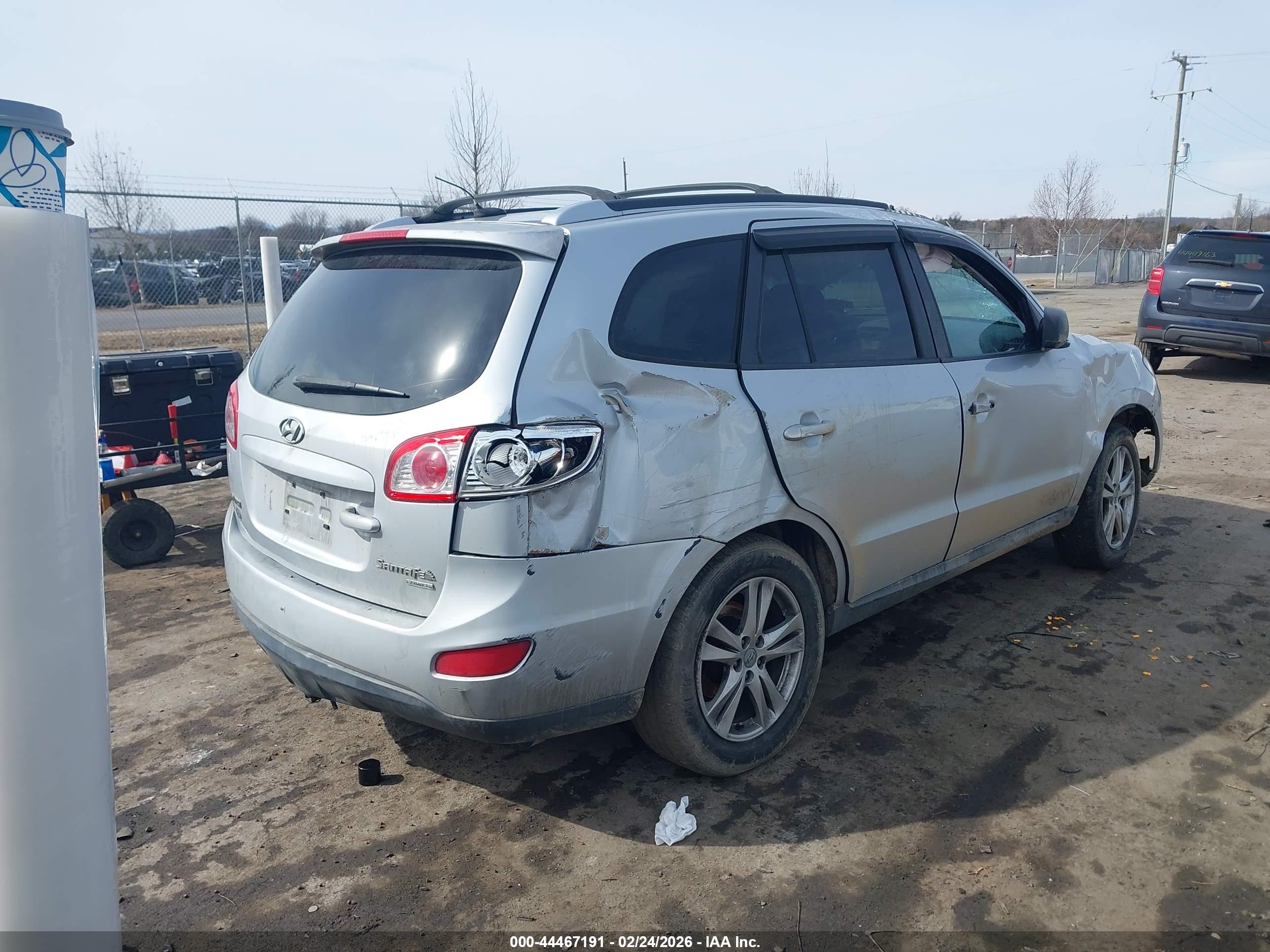 HYUNDAI SANTA image 4
