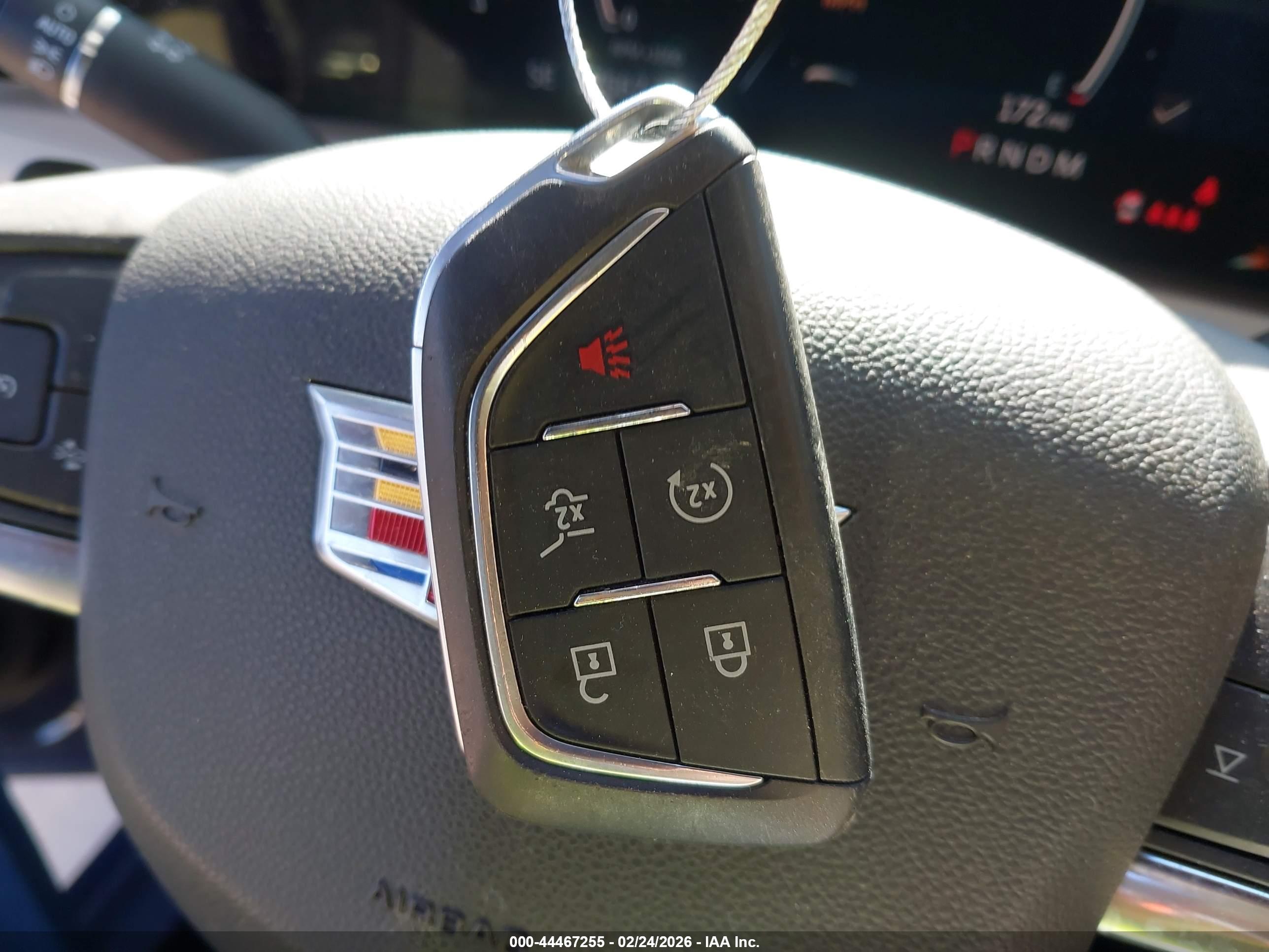 CADILLAC XT4 image 11
