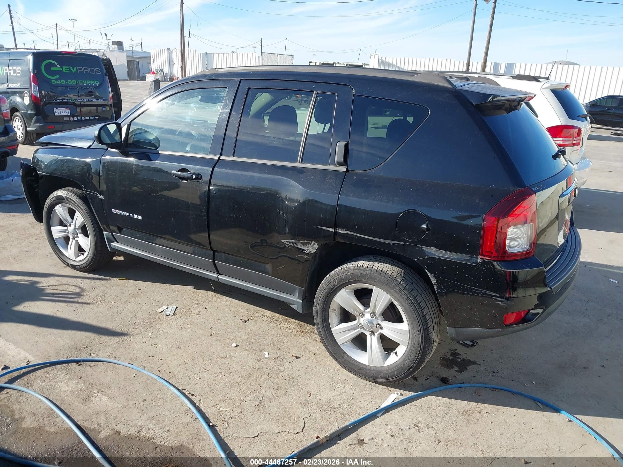 JEEP COMPASS image 3