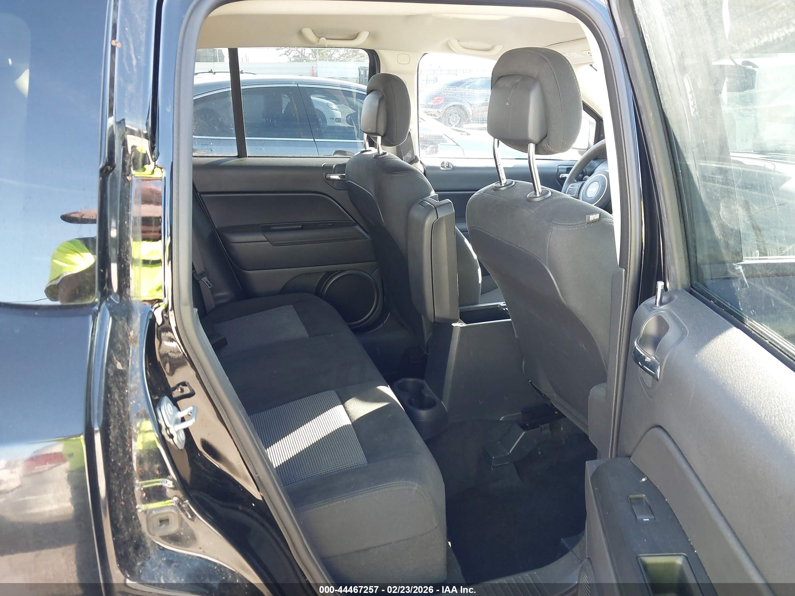 JEEP COMPASS image 8
