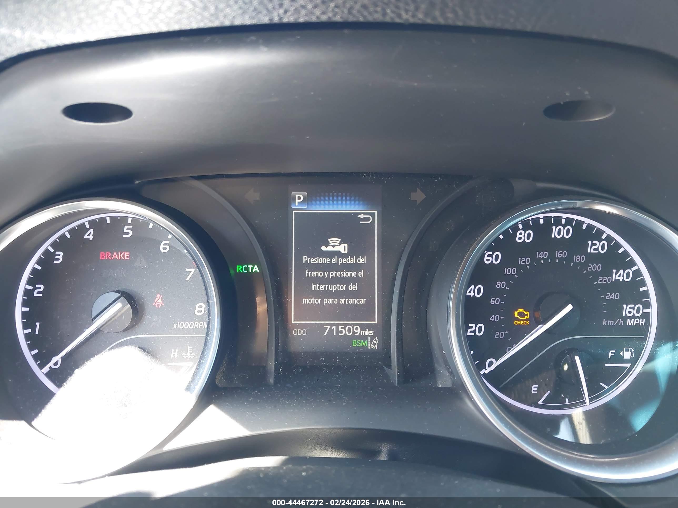 TOYOTA CAMRY image 7