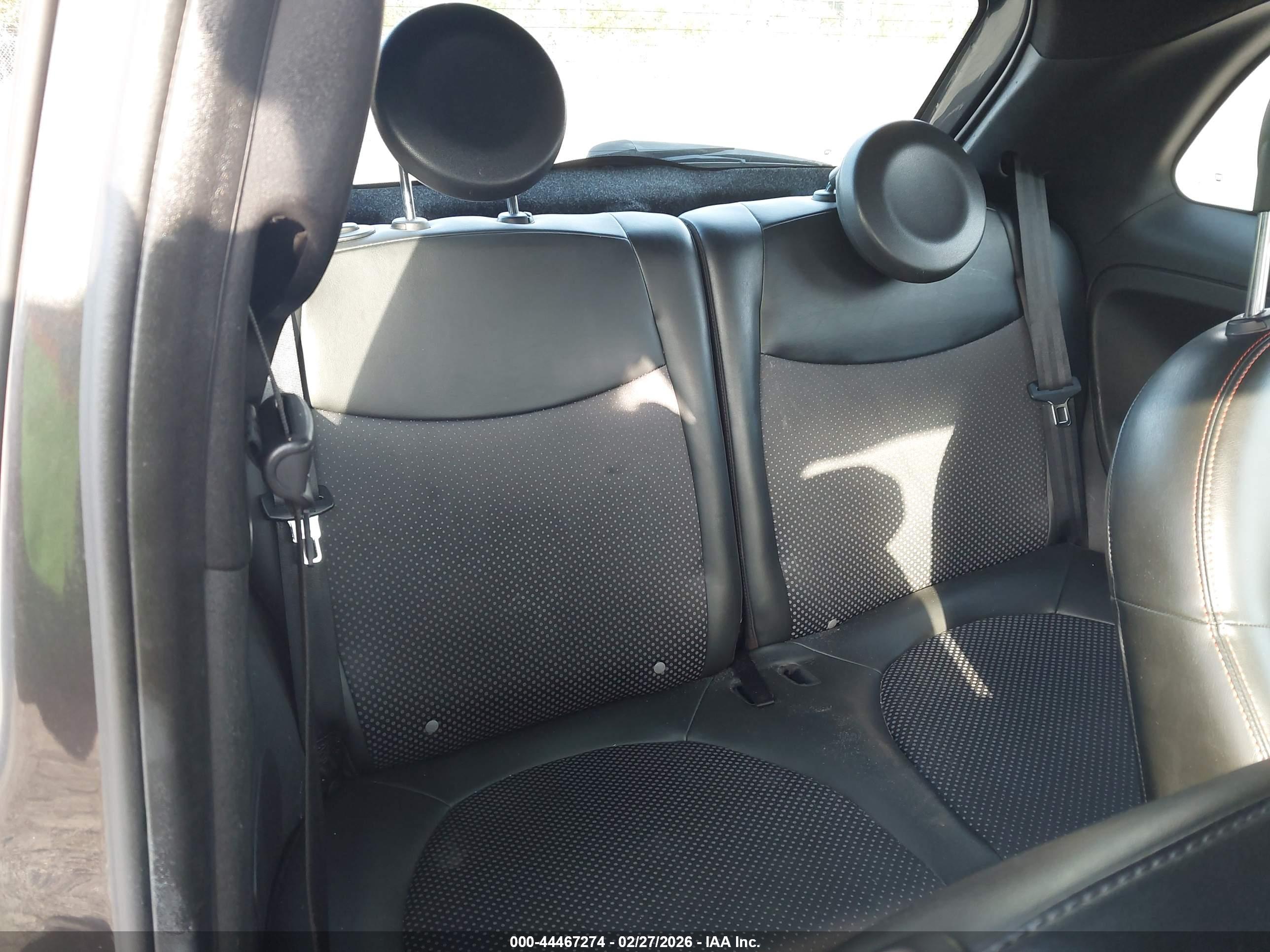 FIAT 500E image 8