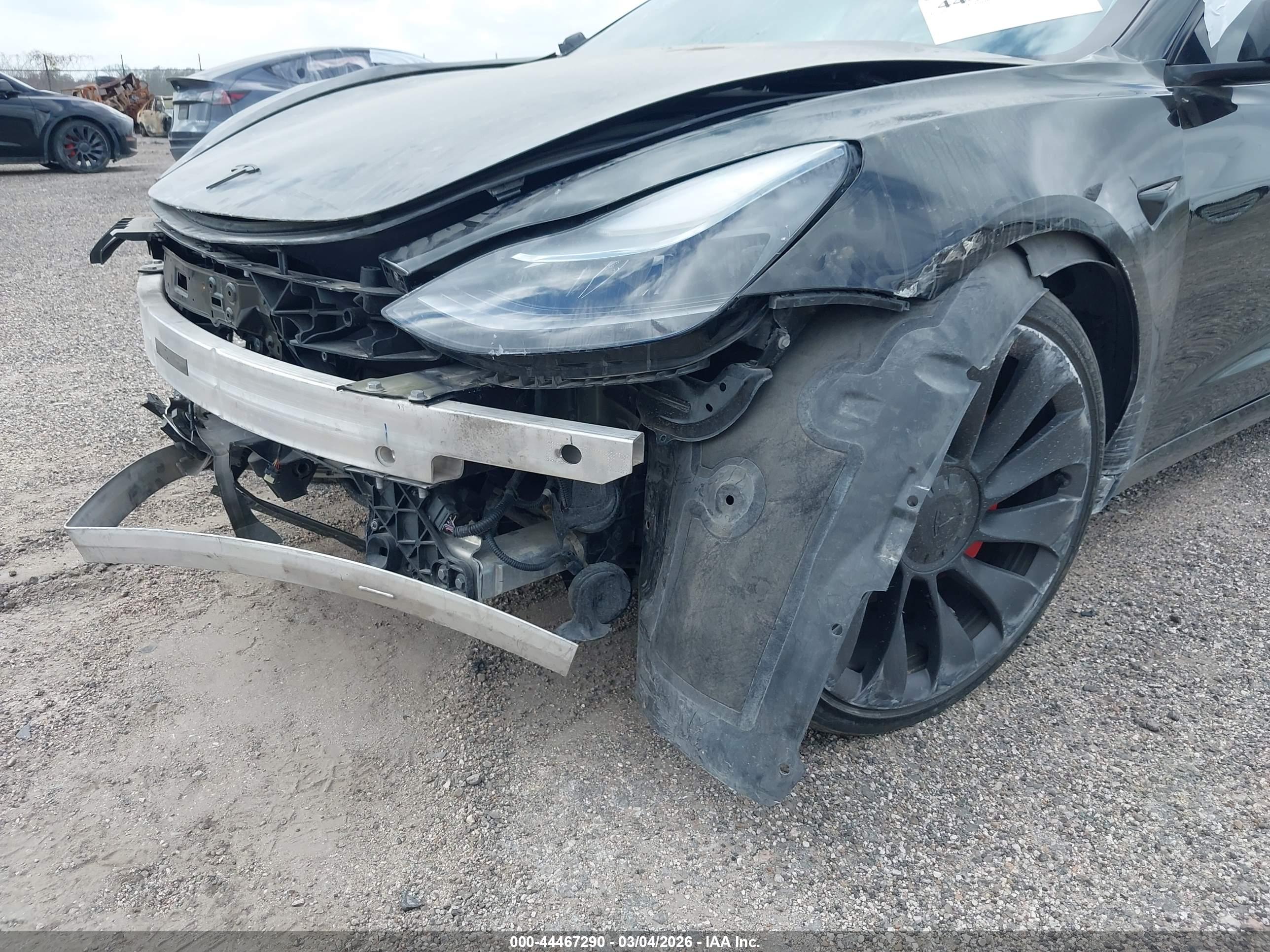 TESLA MODEL image 2