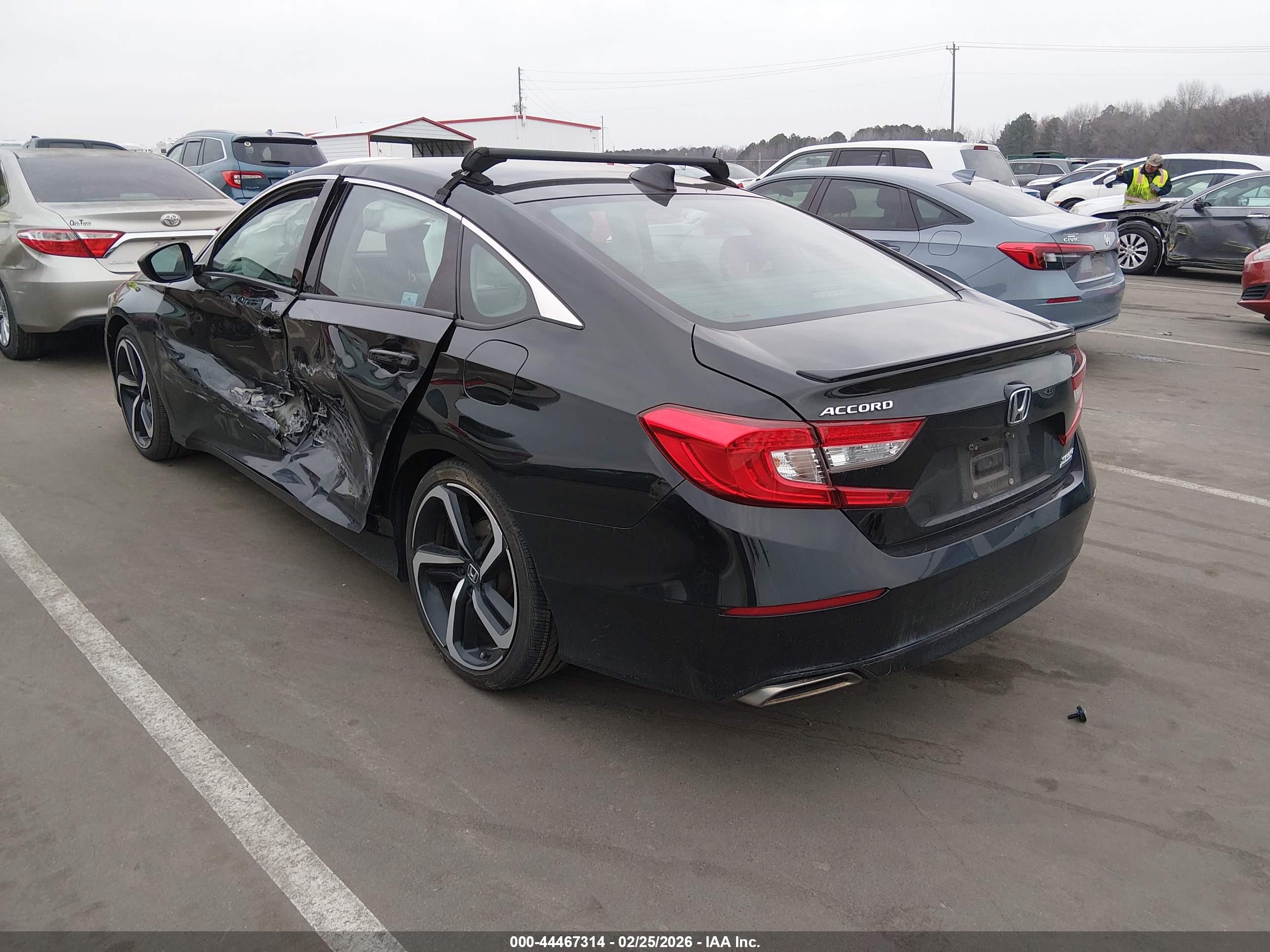 HONDA ACCORD image 3