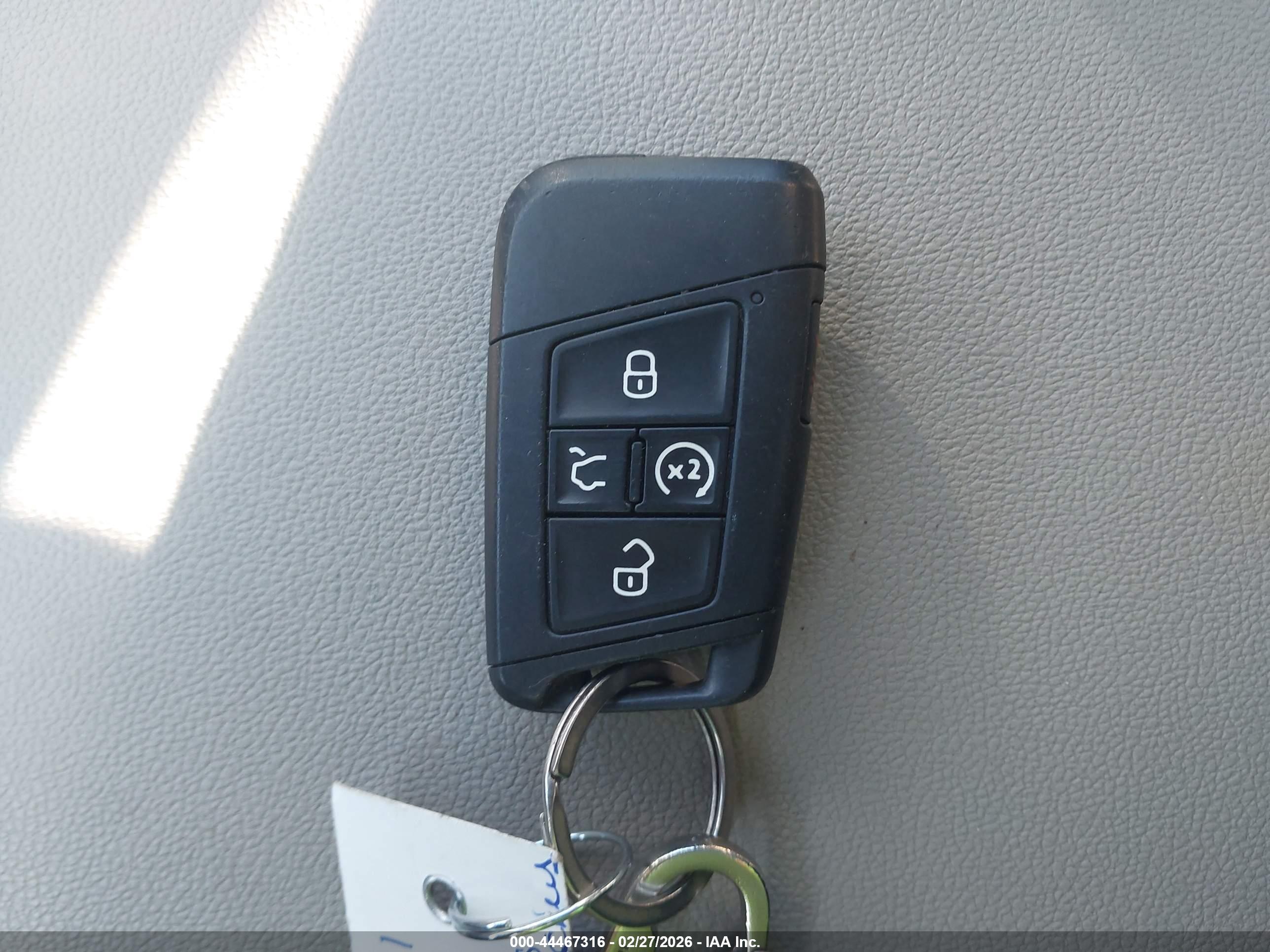 VOLKSWAGEN ATLAS image 11