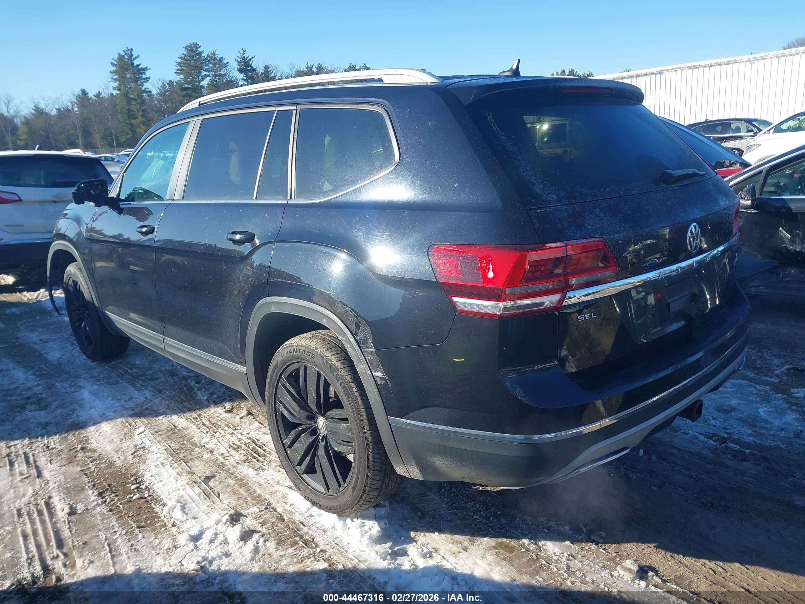 VOLKSWAGEN ATLAS image 3