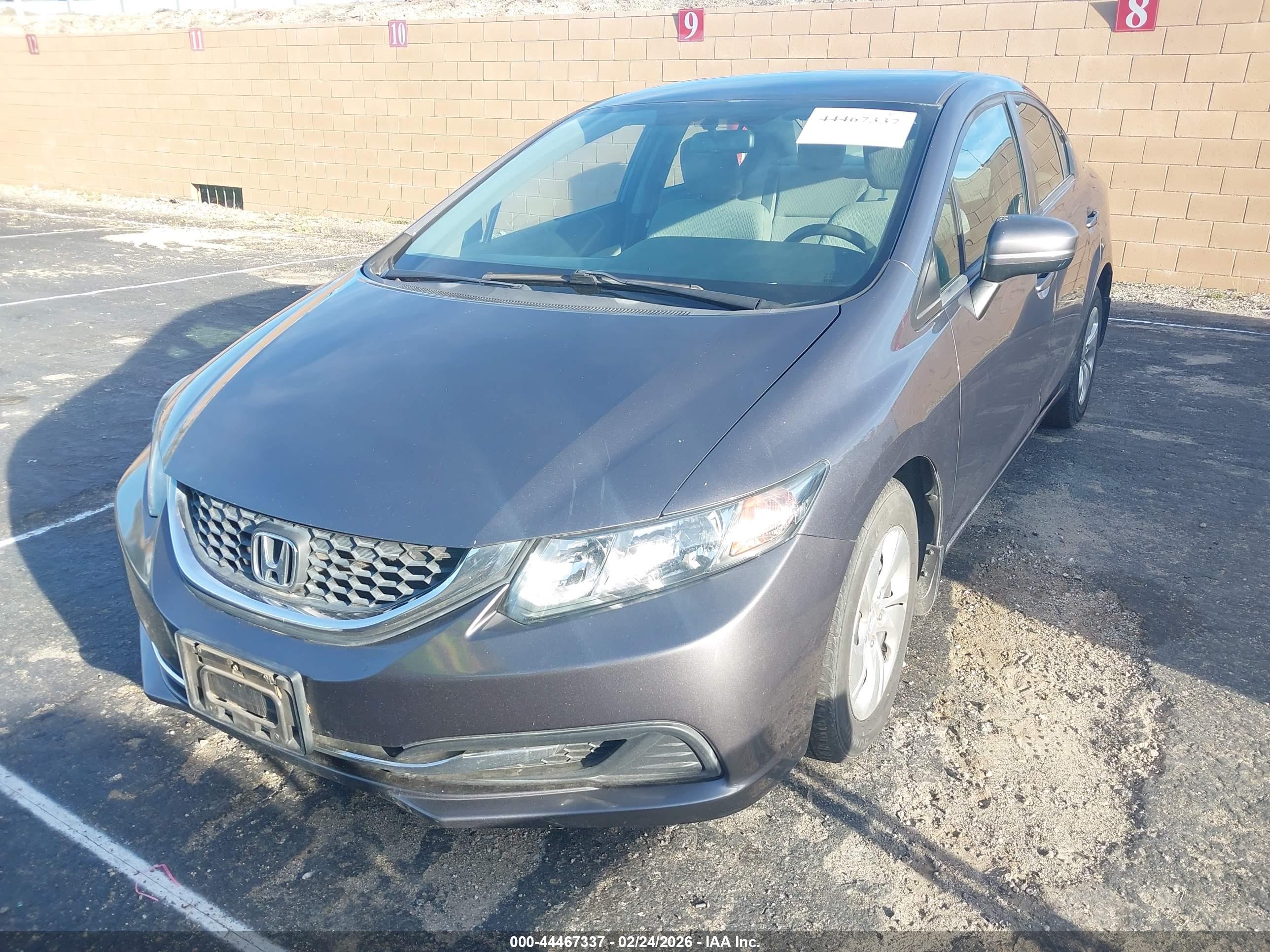 HONDA CIVIC image 2