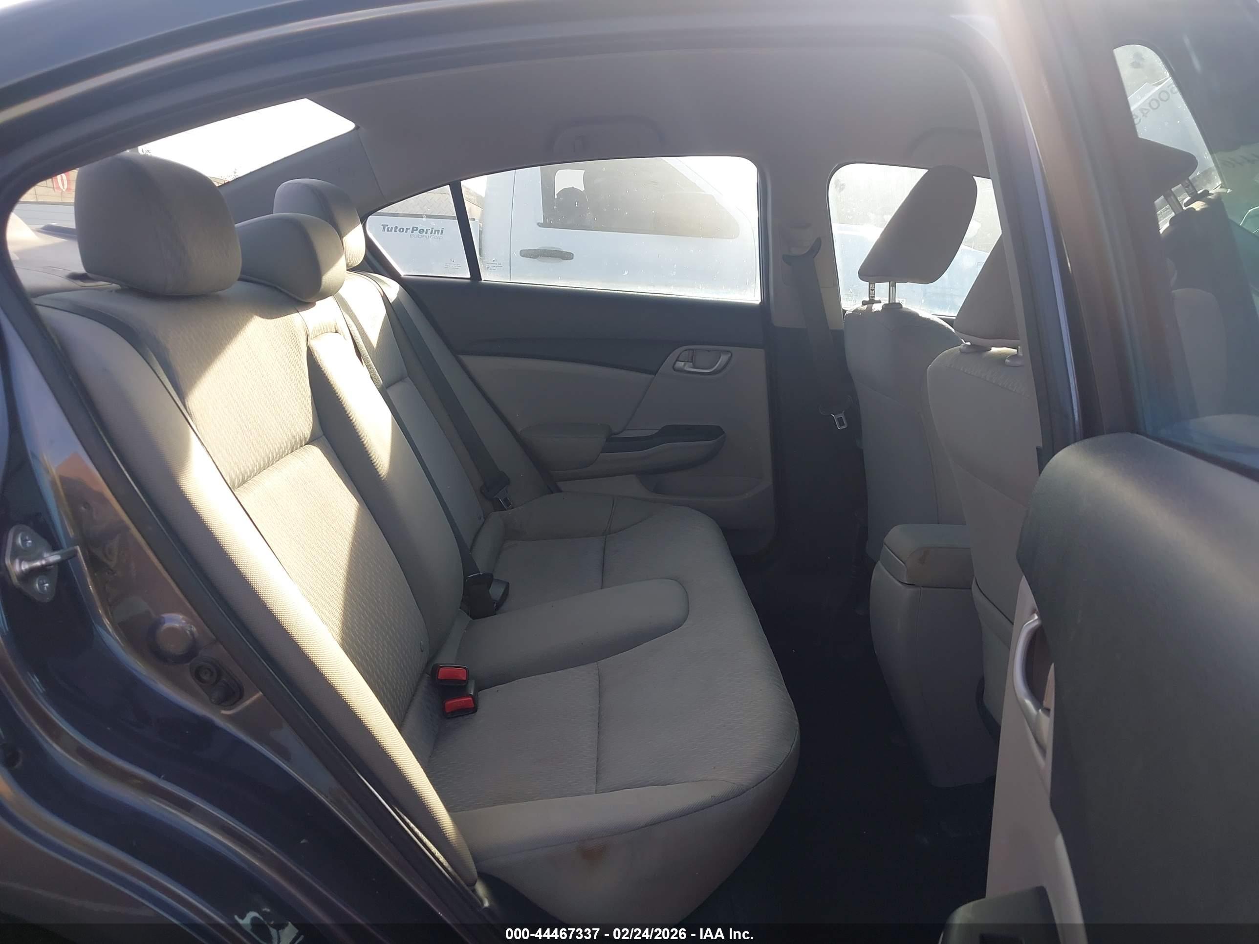 HONDA CIVIC image 8