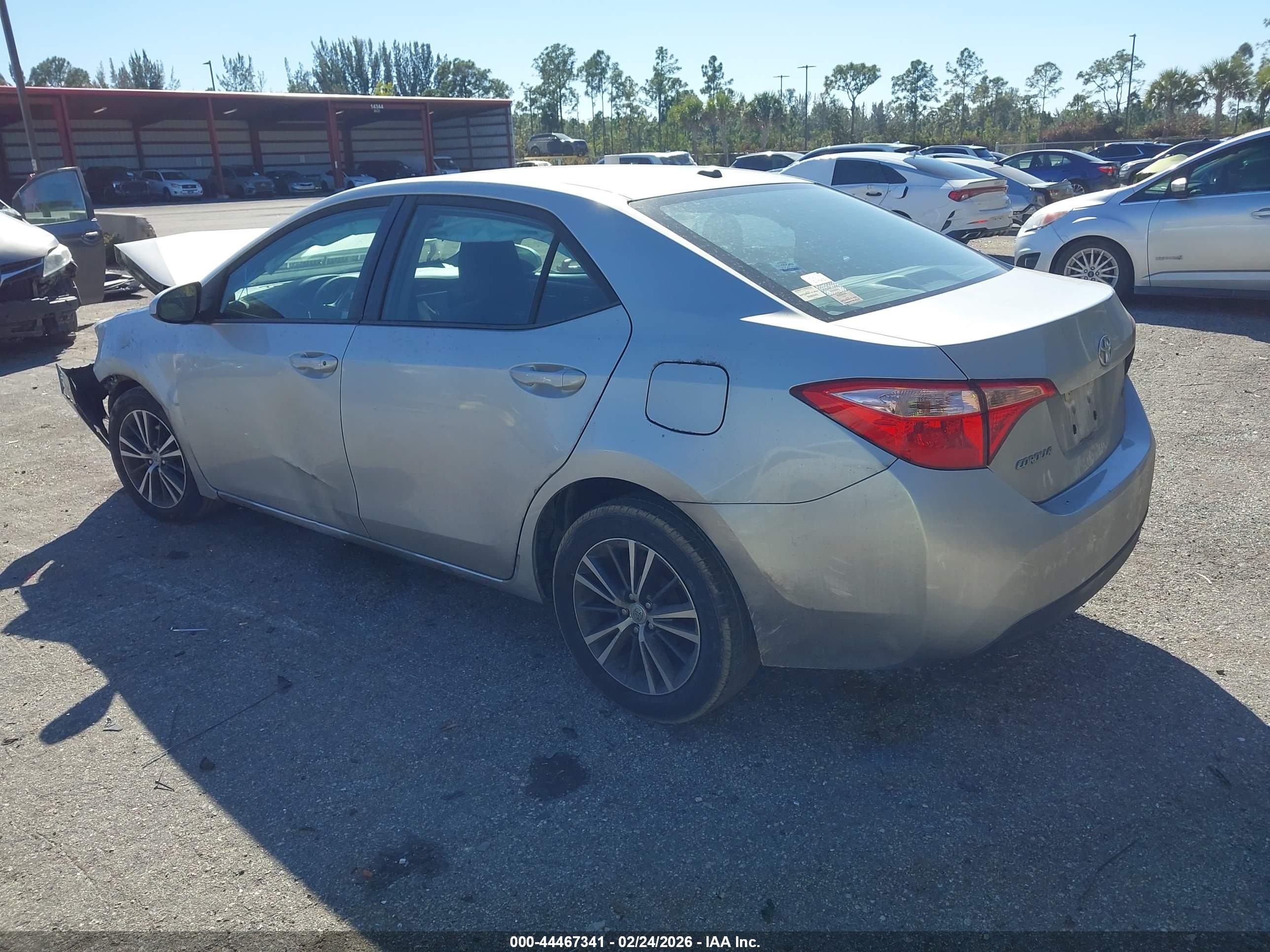 TOYOTA COROLLA image 3