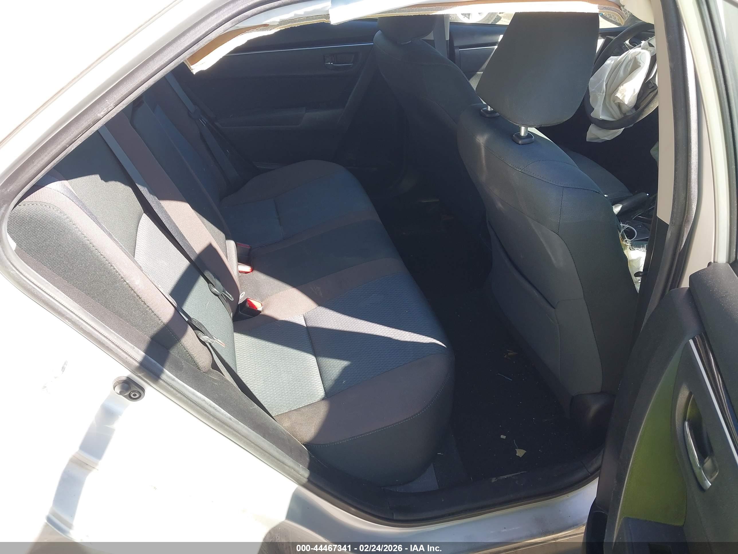 TOYOTA COROLLA image 8