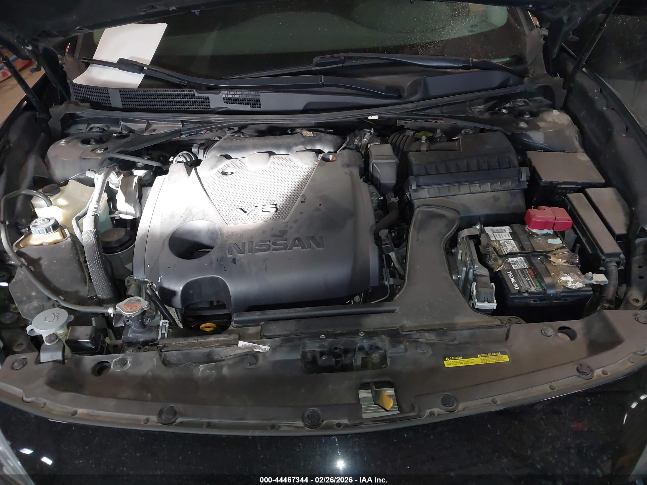 NISSAN MAXIMA image 10
