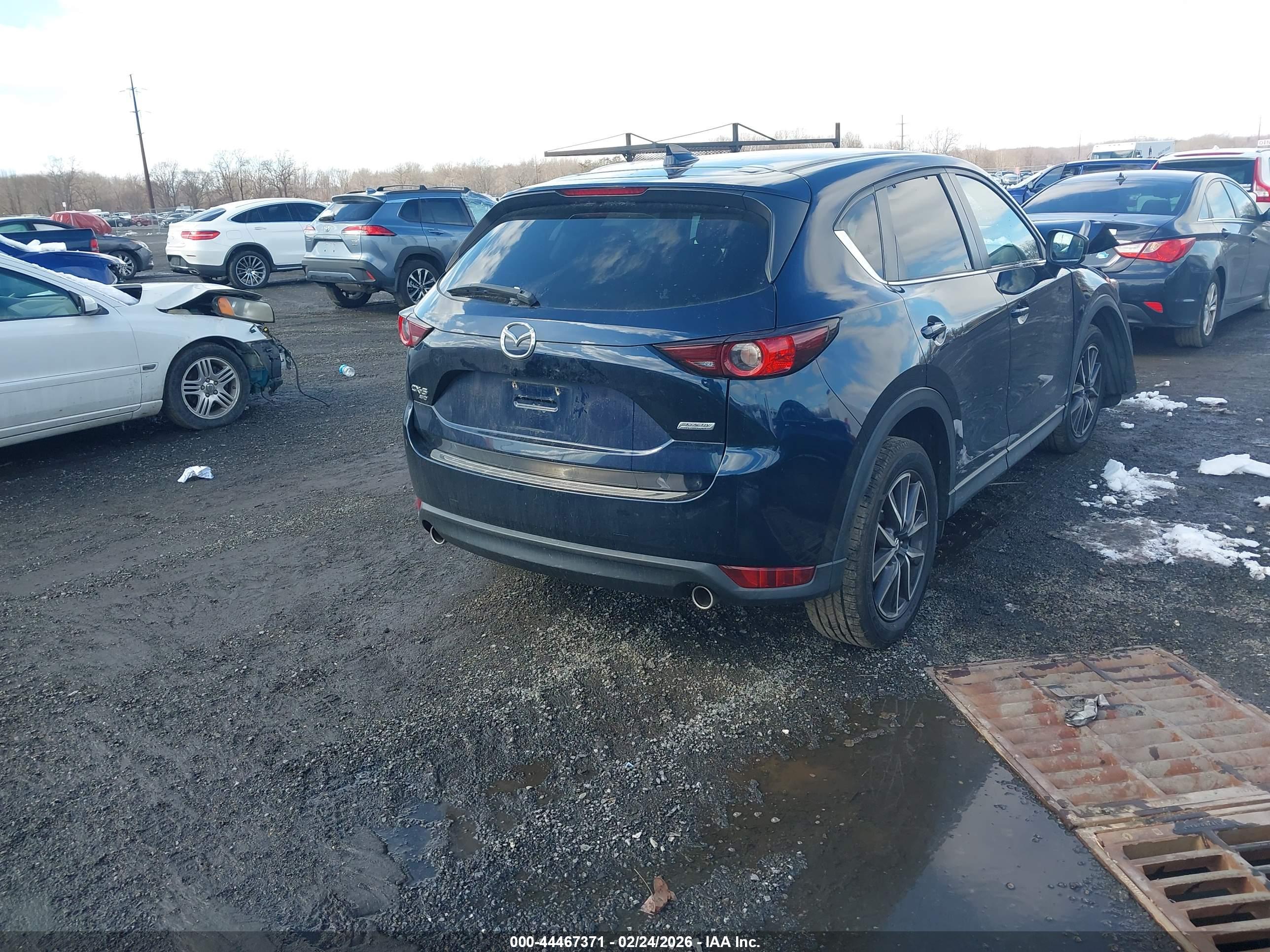 MAZDA CX-5 image 4
