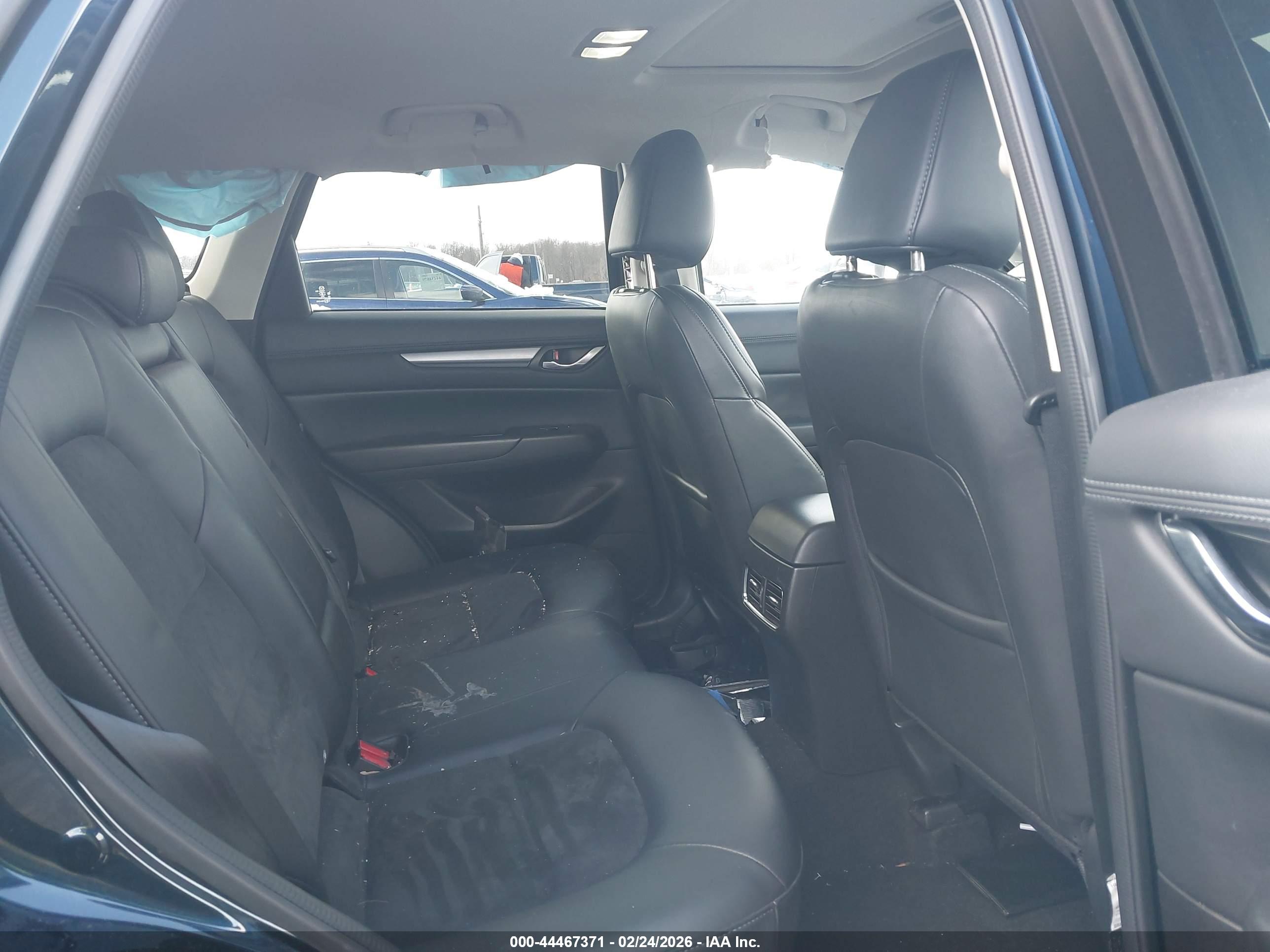 MAZDA CX-5 image 8
