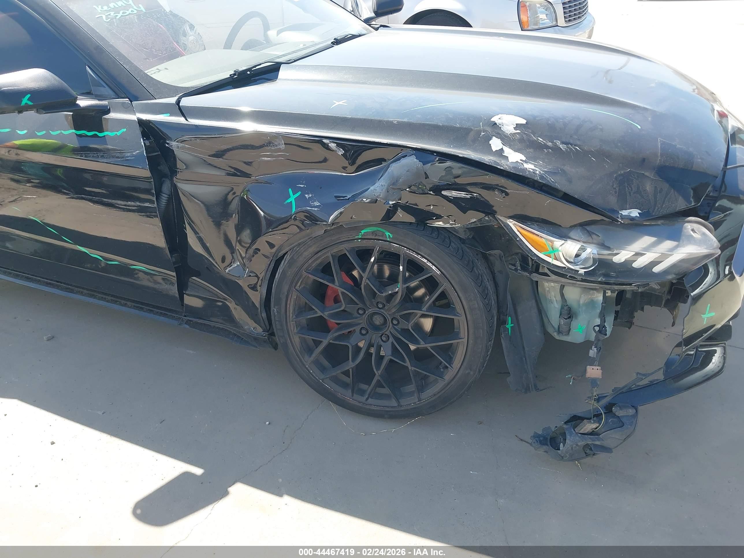 FORD MUSTANG image 6
