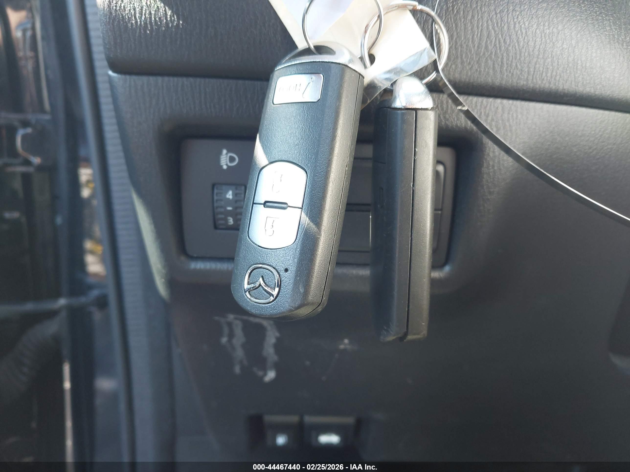 MAZDA CX-5 image 11
