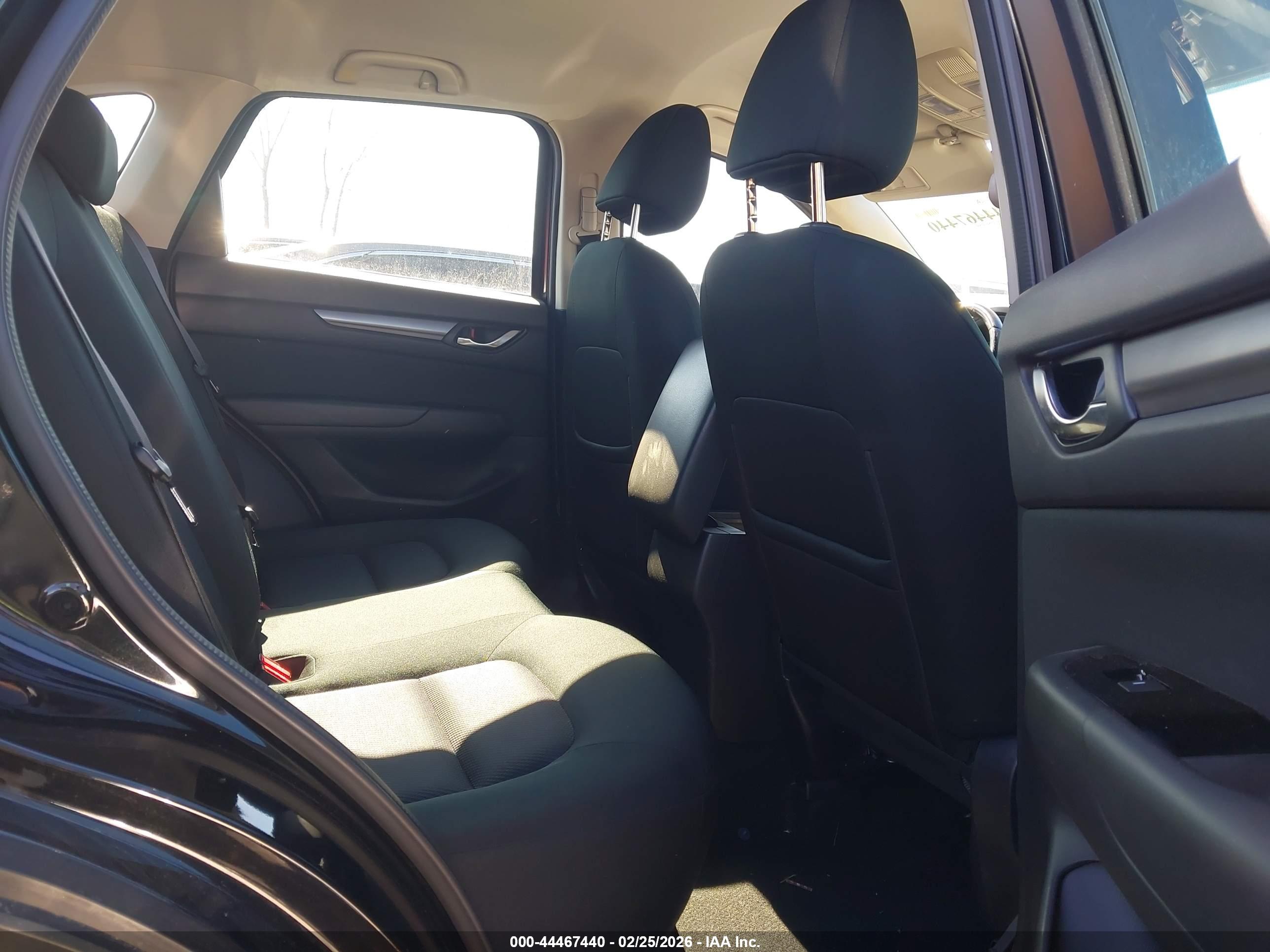 MAZDA CX-5 image 8