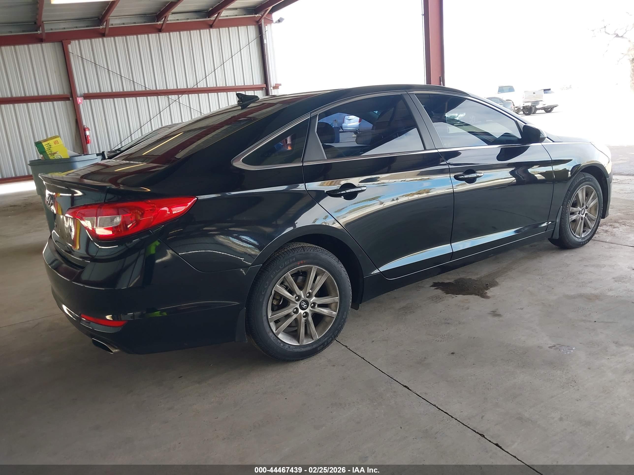 HYUNDAI SONATA image 4