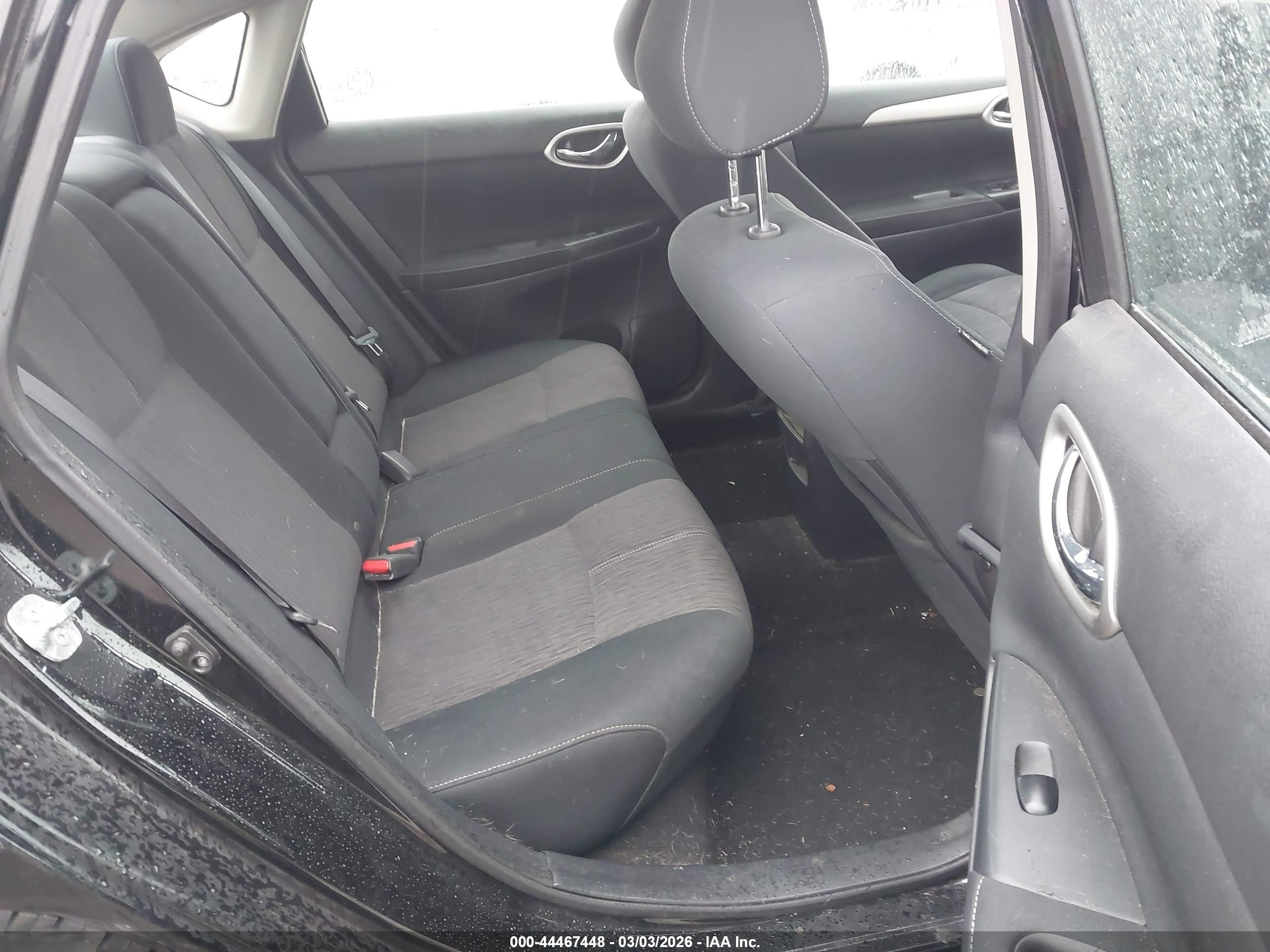 NISSAN SENTRA image 8