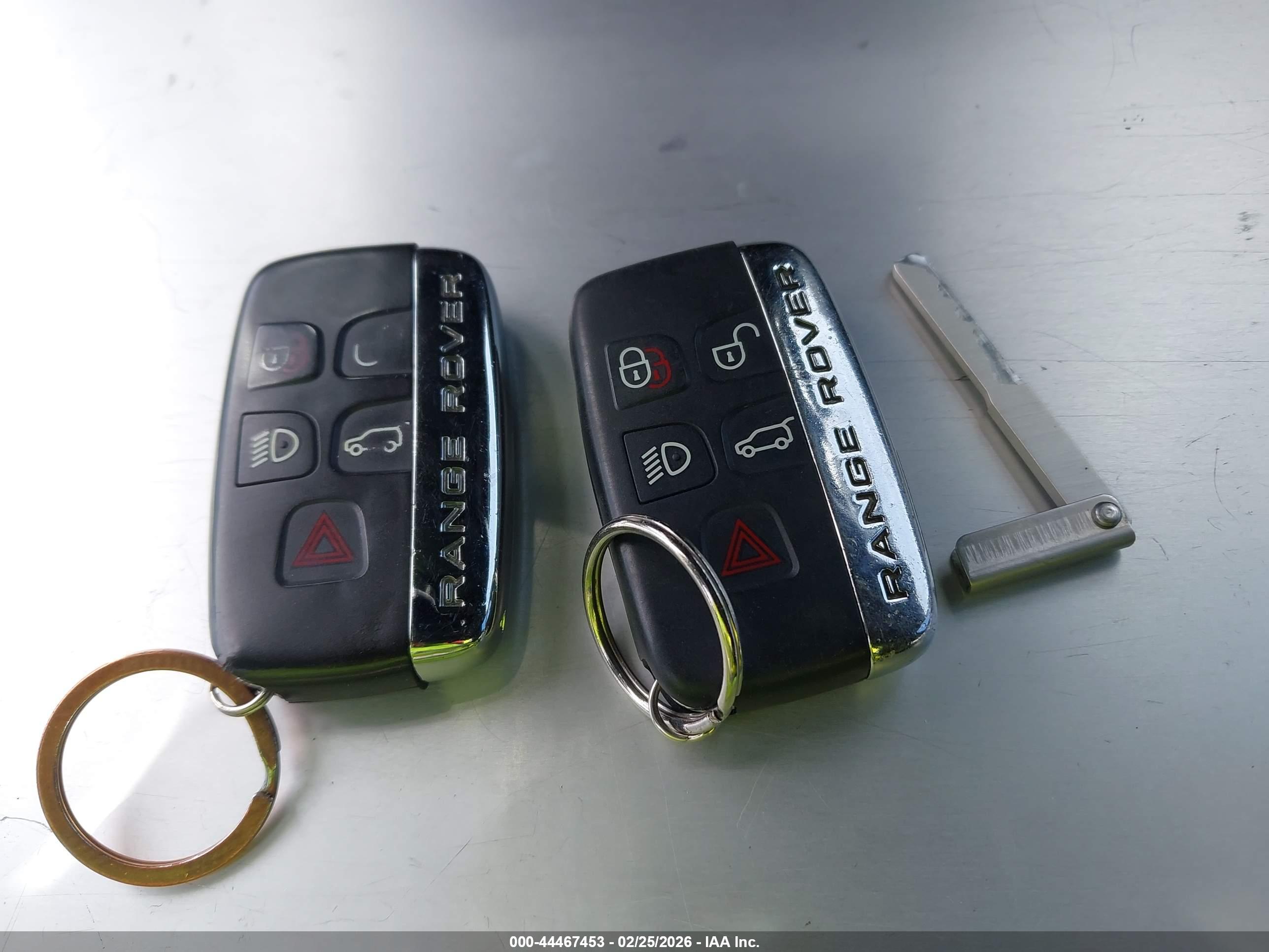 LAND ROVER image 11