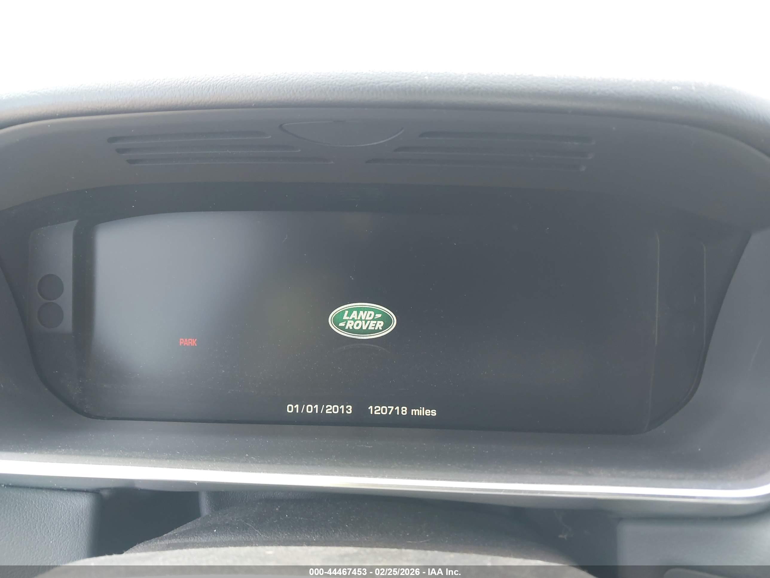 LAND ROVER image 7