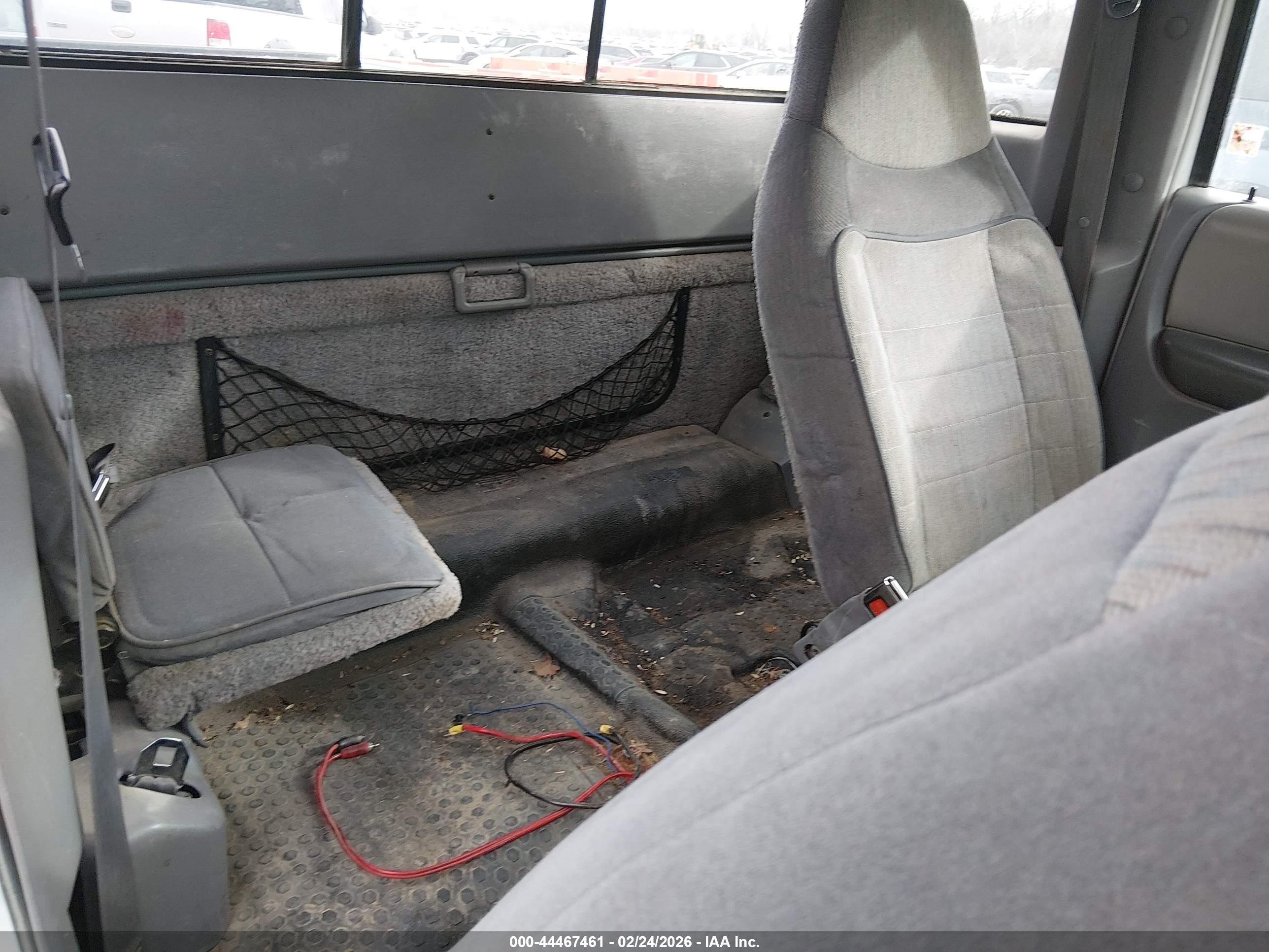 FORD RANGER image 8
