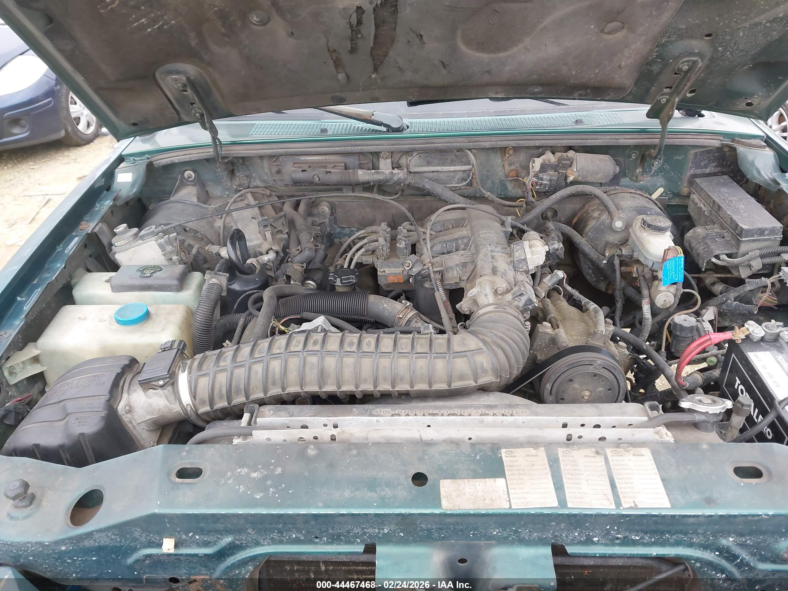 MAZDA B4000 image 10