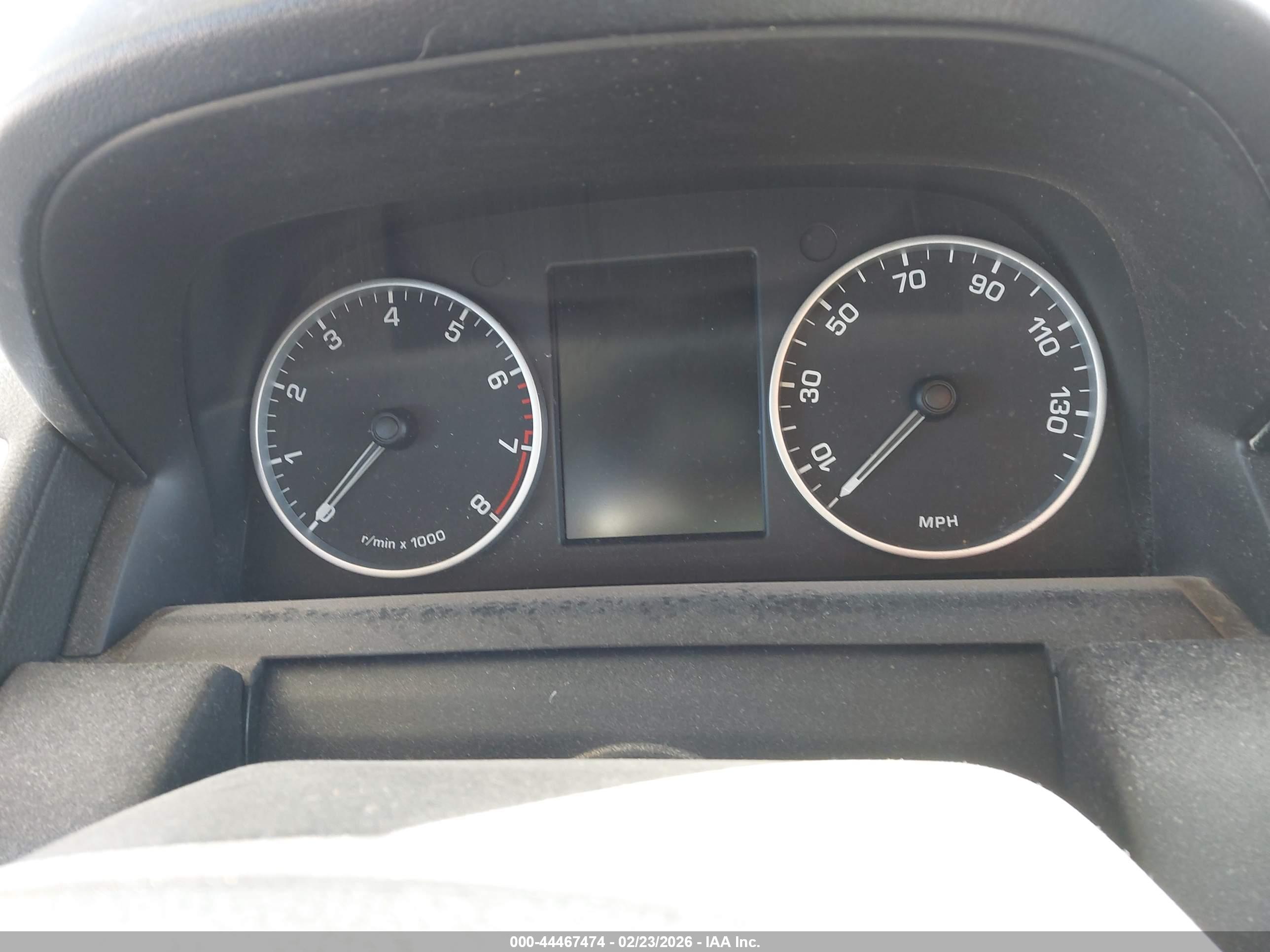 LAND ROVER image 7