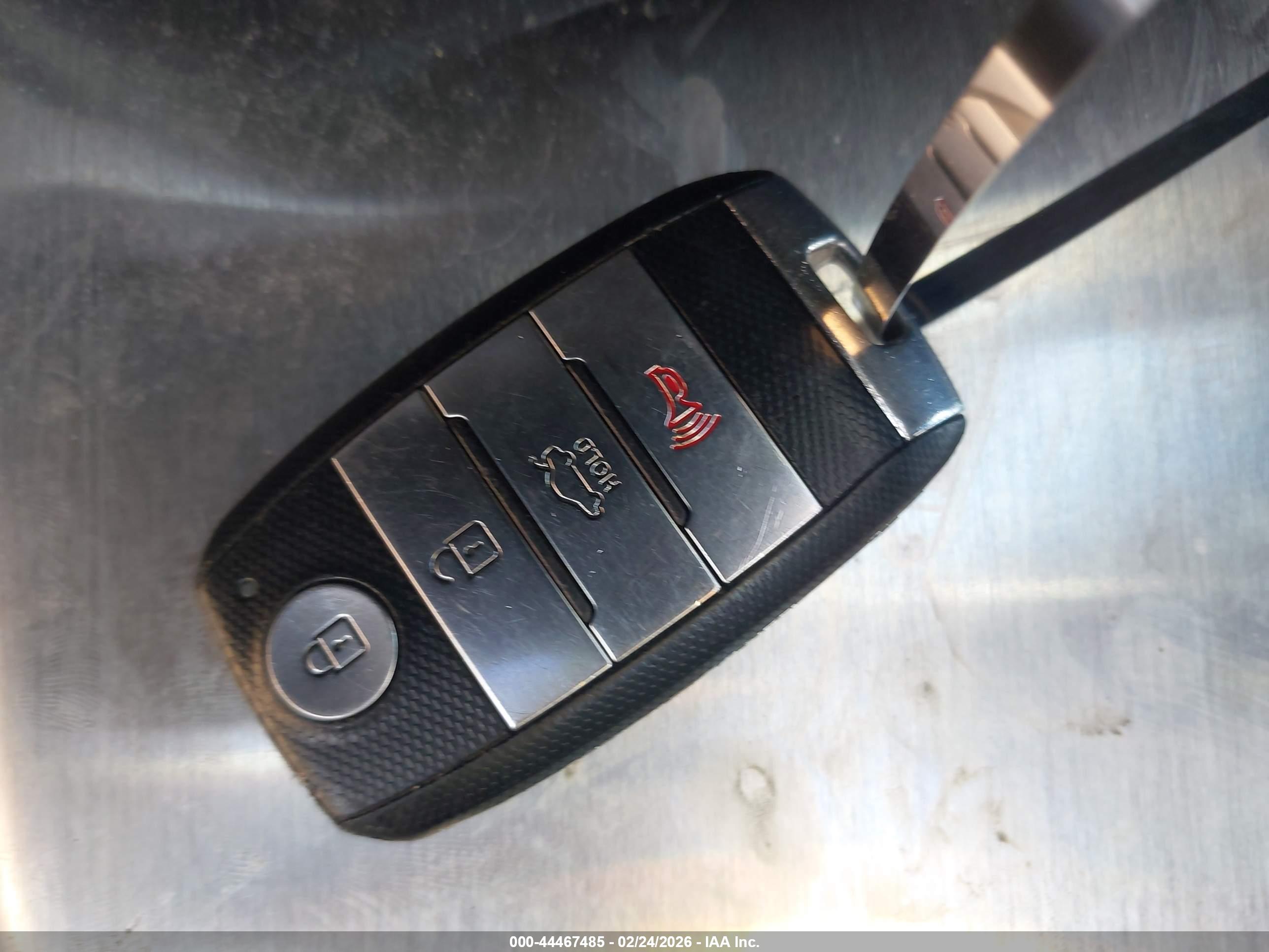 KIA OPTIMA image 11
