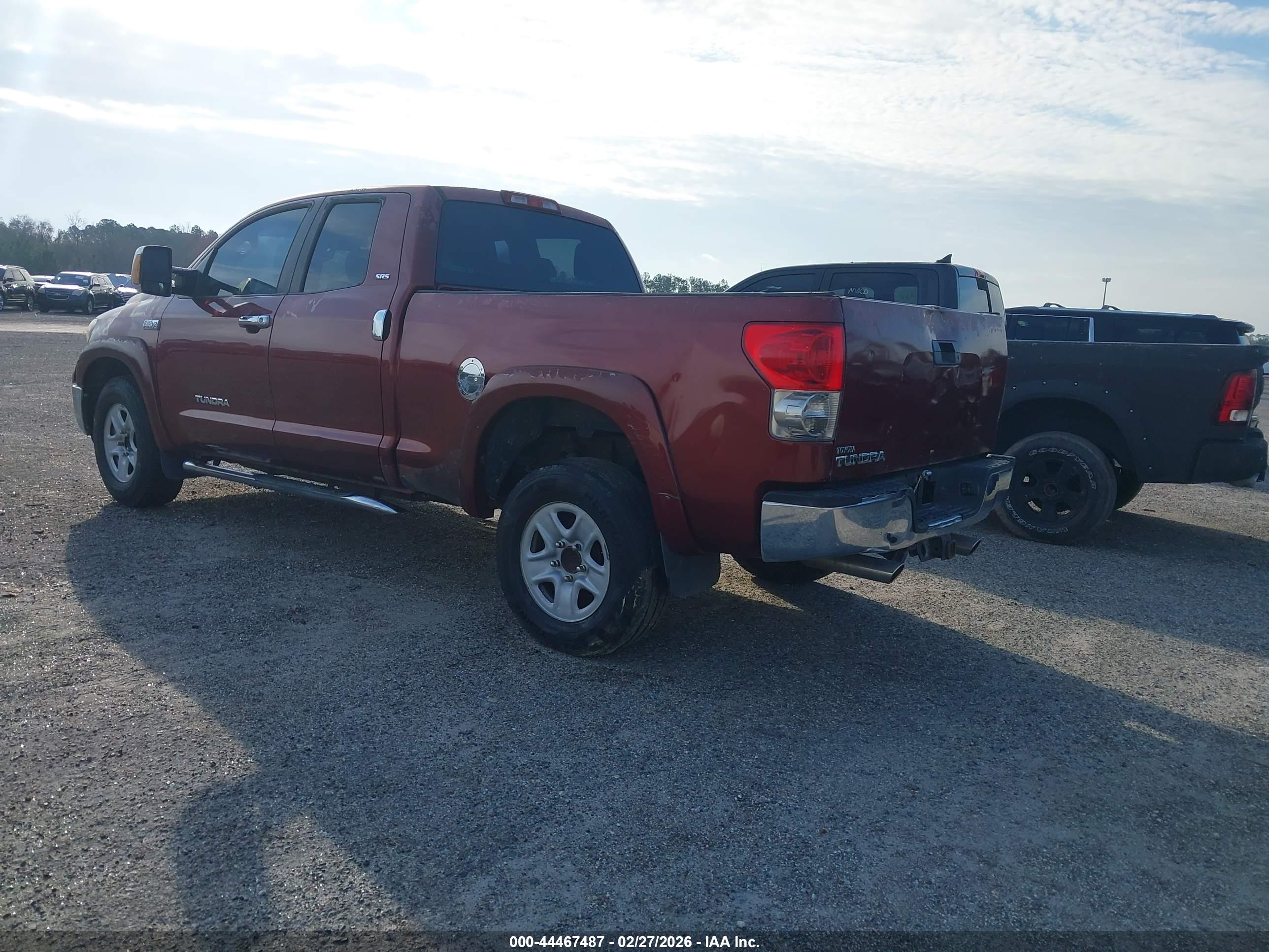 TOYOTA TUNDRA image 3