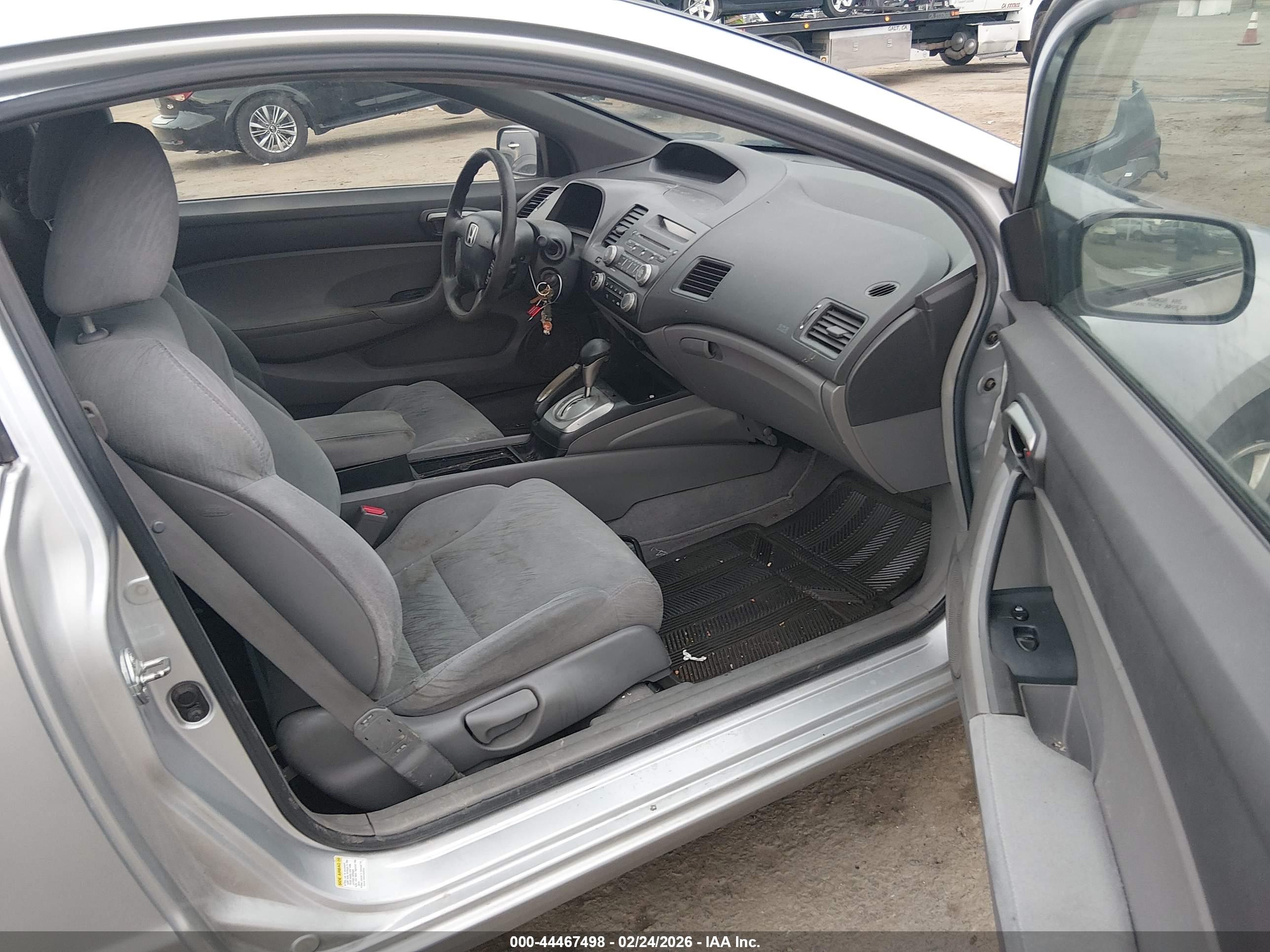 HONDA CIVIC image 5